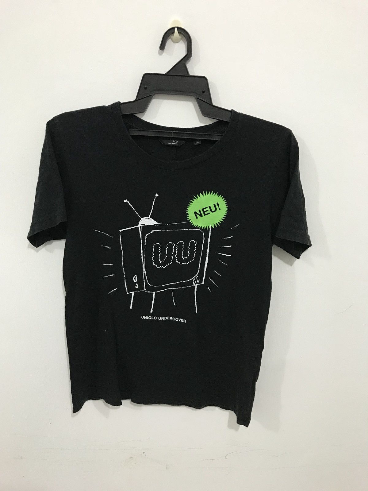 Jun Takahashi 💥UNDERCOVER UNIQLO SHIRT Size US S / EU 44-46 / 1 - 1 Thumbnail
