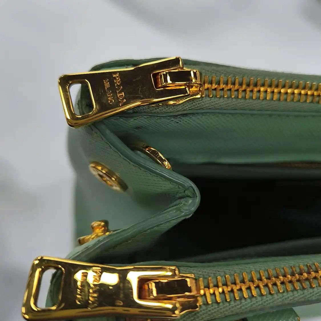 Prada PRADA Galleria green cowhide leather logo cross pattern Galleria shoulder bag ha Size ONE SIZE - 14 Thumbnail
