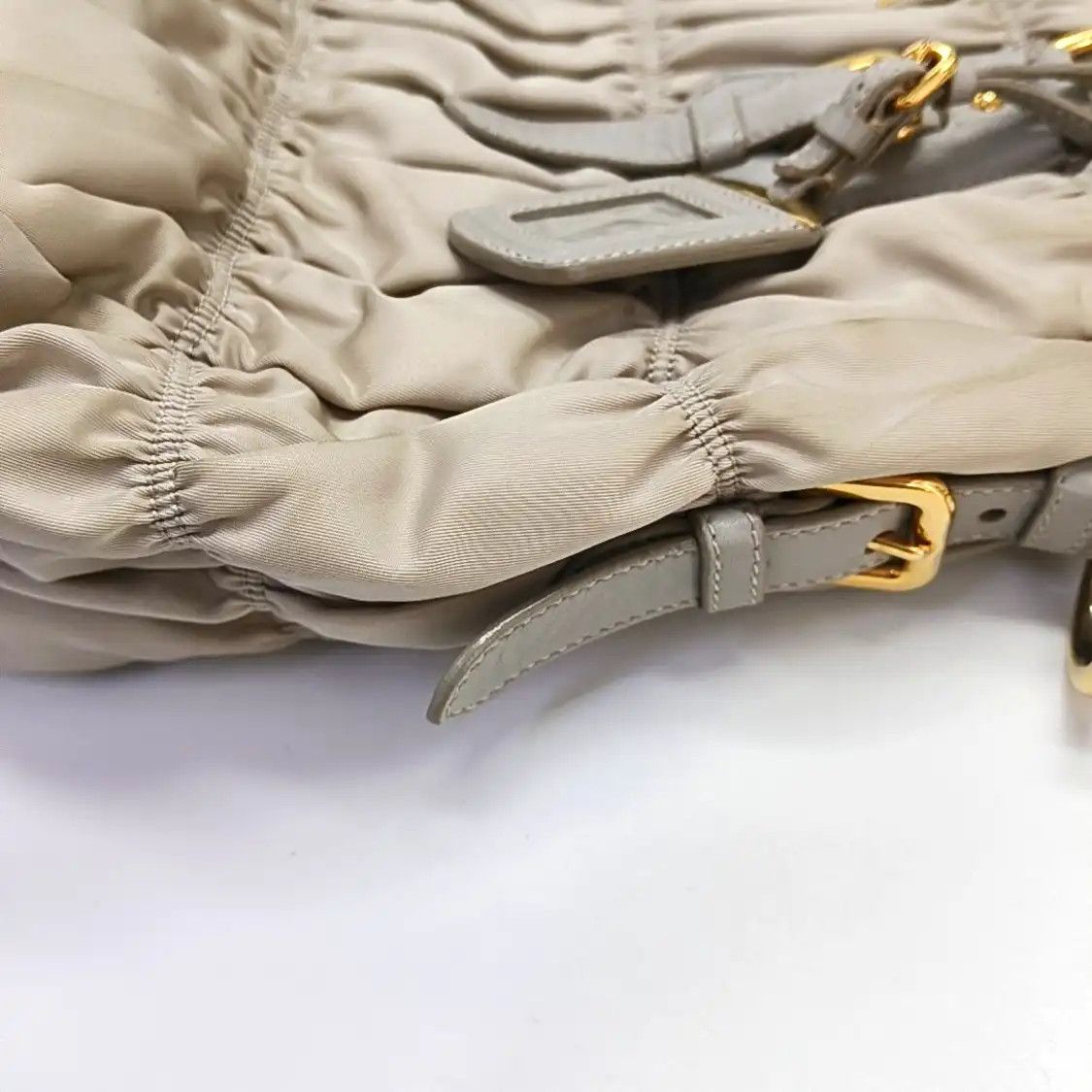 Prada PRADA Gaufre grey nylon quilted shoulder bag gold hardware detachable strap Size ONE SIZE - 12 Thumbnail