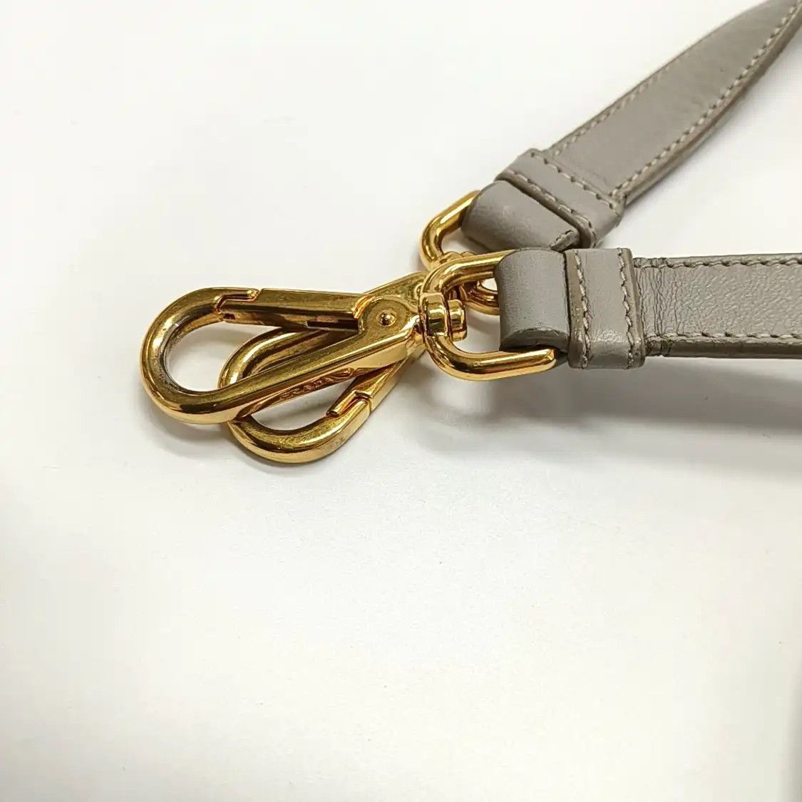 Prada PRADA Gaufre grey nylon quilted shoulder bag gold hardware detachable strap Size ONE SIZE - 23 Thumbnail