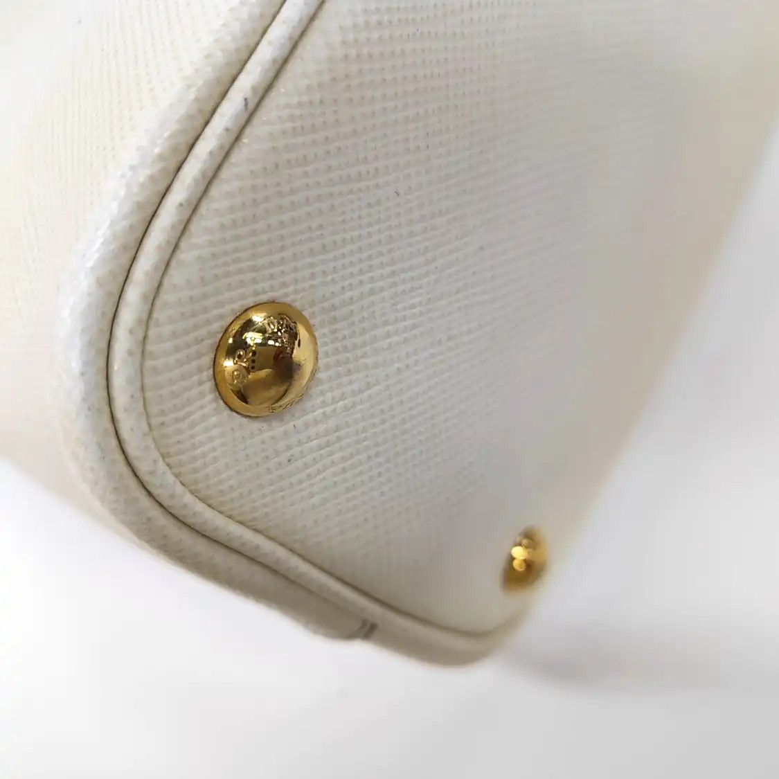 Prada PRADA Panier white cowhide leather logo shoulder bag handbag crossbody bag gold Size ONE SIZE - 16 Thumbnail