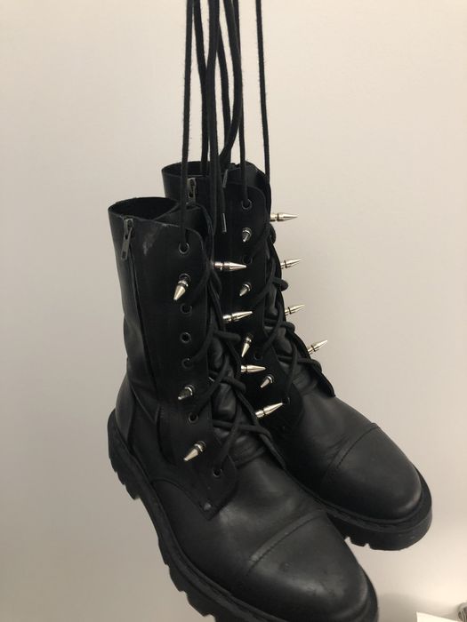 Vetements 2025 spike boots