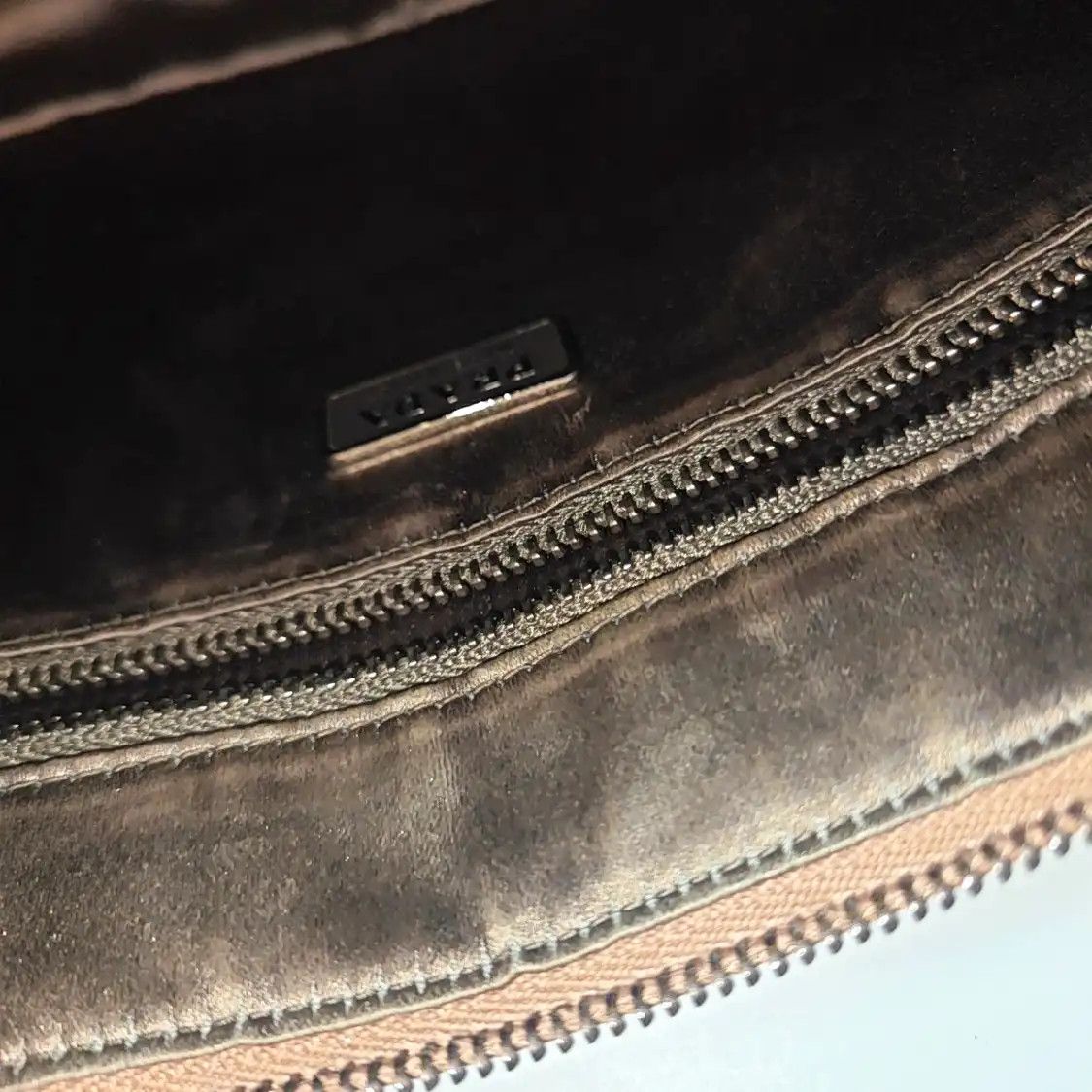 Prada PRADA bean sand cowhide leather shoulder bag silver hardware Size ONE SIZE - 14 Thumbnail