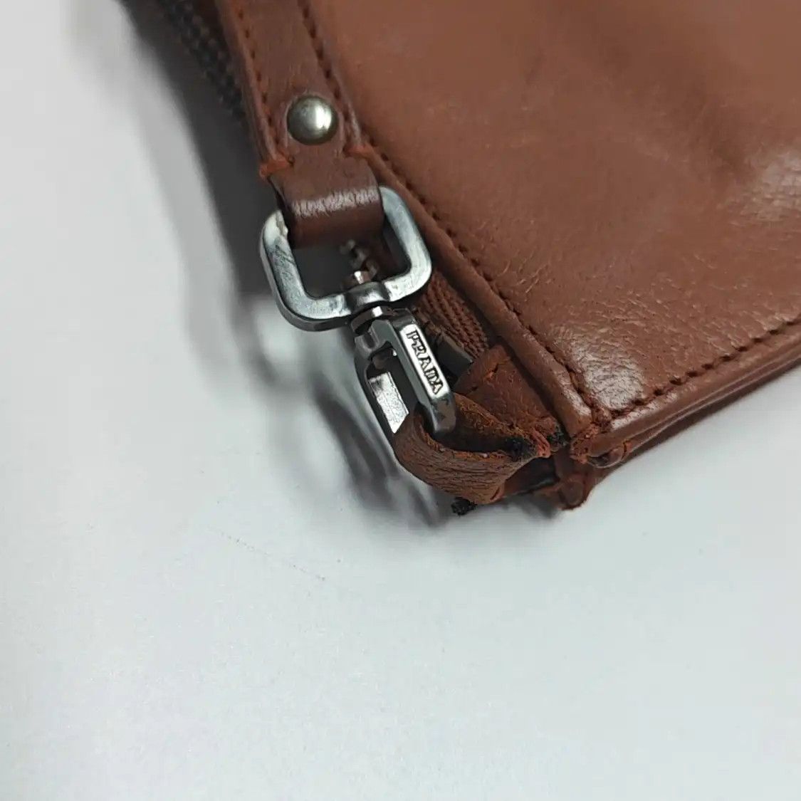 Prada PRADA bean sand cowhide leather shoulder bag silver hardware Size ONE SIZE - 15 Thumbnail