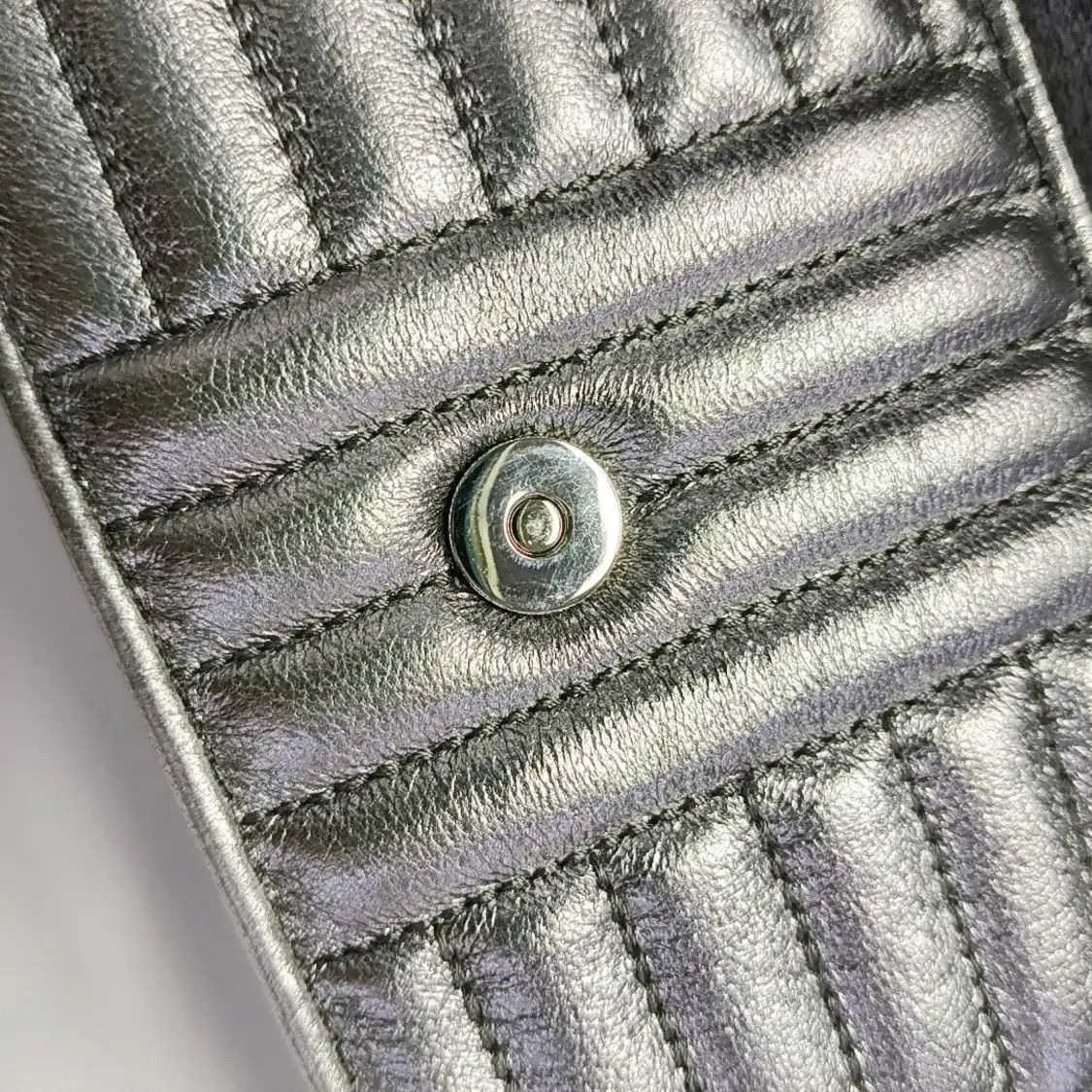 Prada PRADA Diagramme silver sheepskin quilted shoulder bag crossbody bag silver hardw Size ONE SIZE - 9 Thumbnail