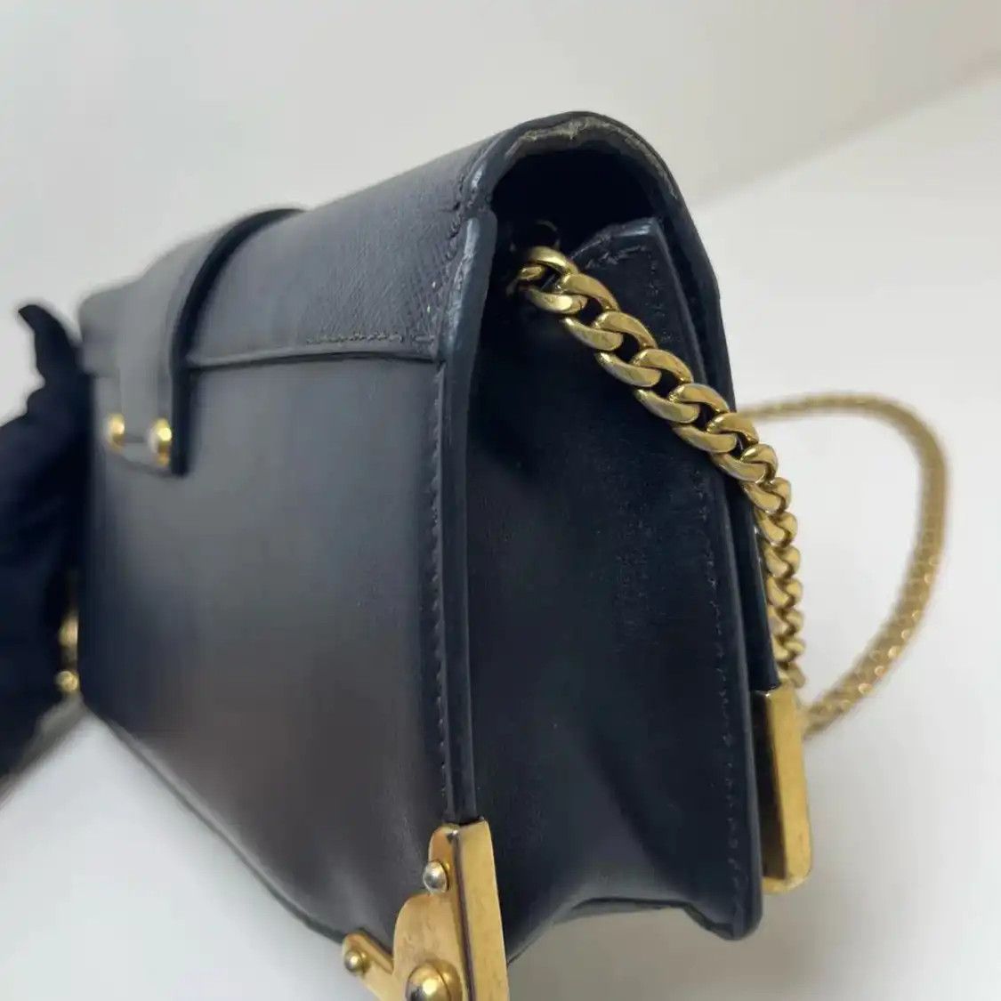 Prada PRADA Cahier black cowhide leather cross pattern crossbody bag Size ONE SIZE - 9 Thumbnail