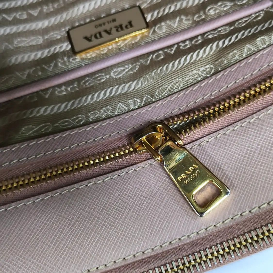 Prada PRADA Galleria pink cowhide leather logo cross pattern shoulder bag crossbody ba Size ONE SIZE - 16 Thumbnail