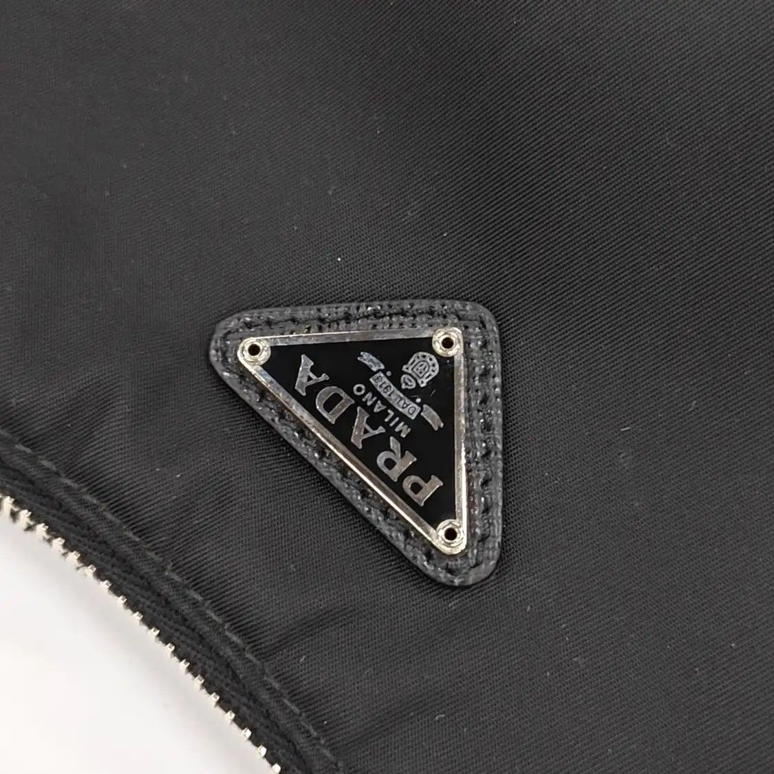 Prada PRADA Re-Edition black nylon logo shoulder bag crossbody bag silver hardware sub Size ONE SIZE - 10 Thumbnail