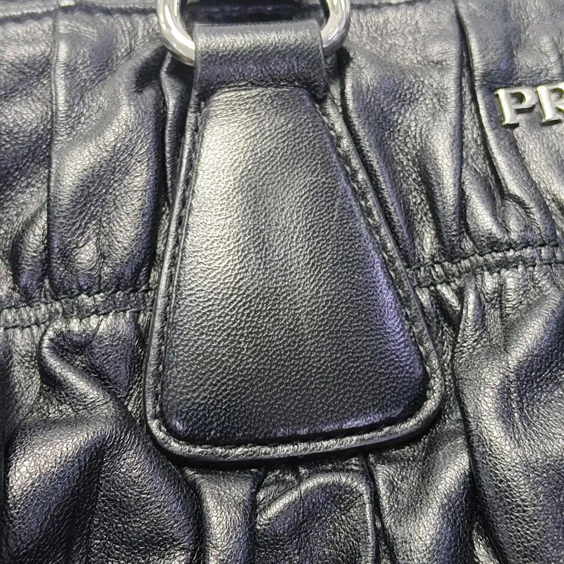 Prada PRADA Gaufre black sheepskin shoulder bag crossbody bag handbag silver hardware Size ONE SIZE - 9 Thumbnail