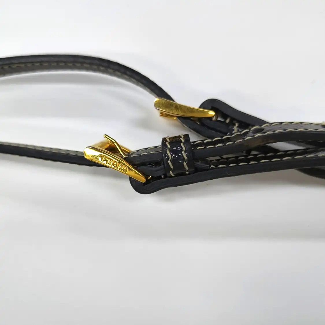 Prada PRADA black cowhide leather cross pattern shoulder bag handbag gold hardware 2 s Size ONE SIZE - 18 Thumbnail