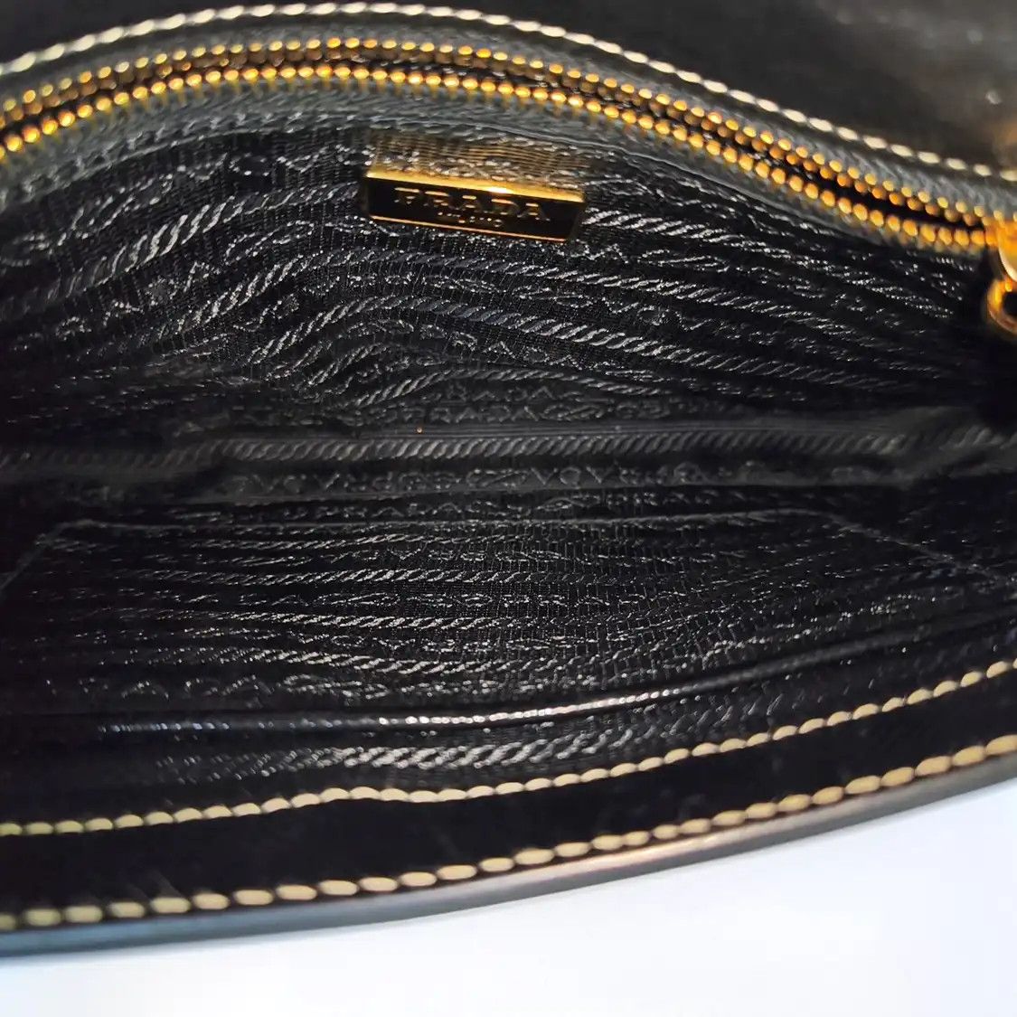 Prada PRADA black cowhide leather cross pattern shoulder bag handbag gold hardware 2 s Size ONE SIZE - 7 Thumbnail