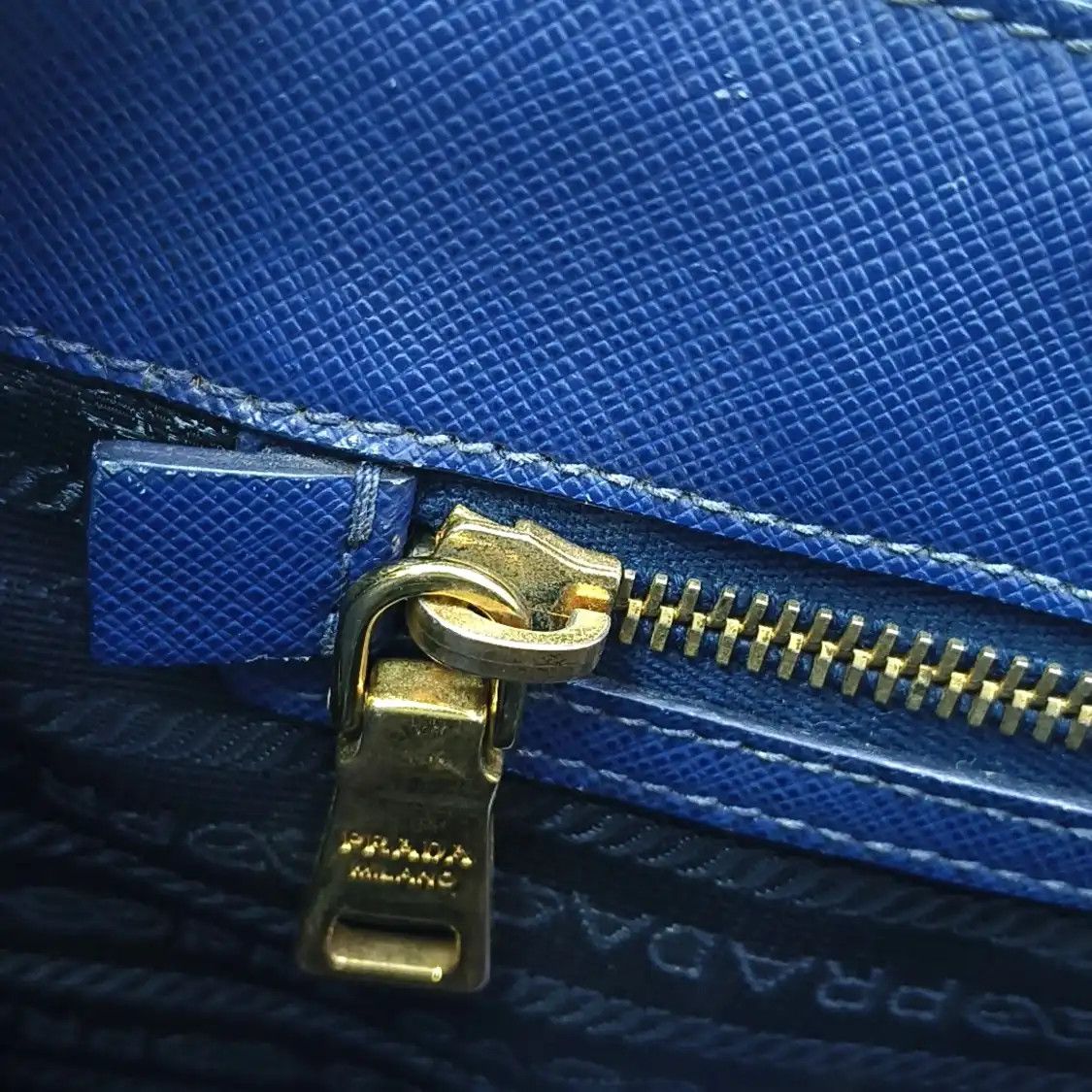 Prada PRADA Galleria Medium dark bluecowhide leather logo cross pattern shoulder bag c Size ONE SIZE - 16 Thumbnail