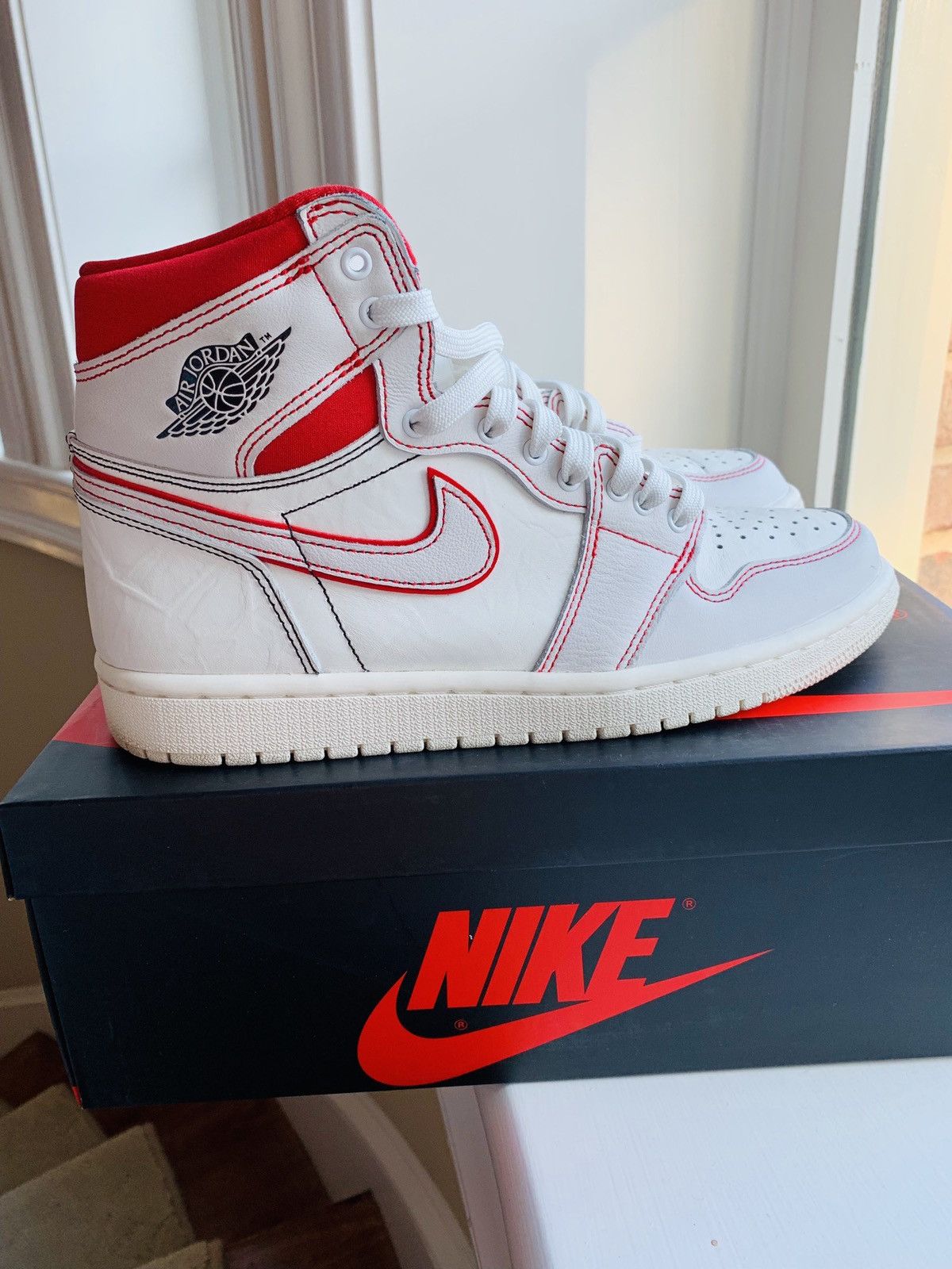 aj1 phantom red