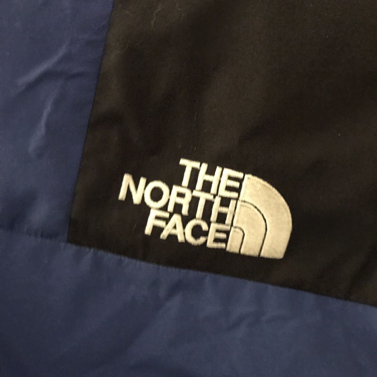 The North Face Vintage THE NORTH FACE MOUNTAIN LIGHT GORE-TEX Parka Jacket Size US XXL / EU 58 / 5 - 6 Preview