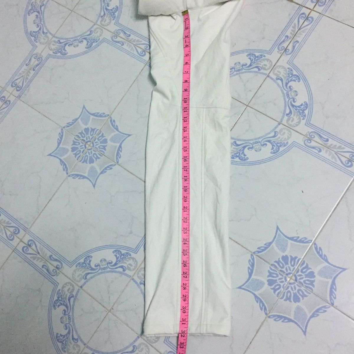 Callaway × Callaway Golf × Japanese Brand Callaway White Pant (Golf) Like New (Come with price tag) Size US 31 - 6 Thumbnail
