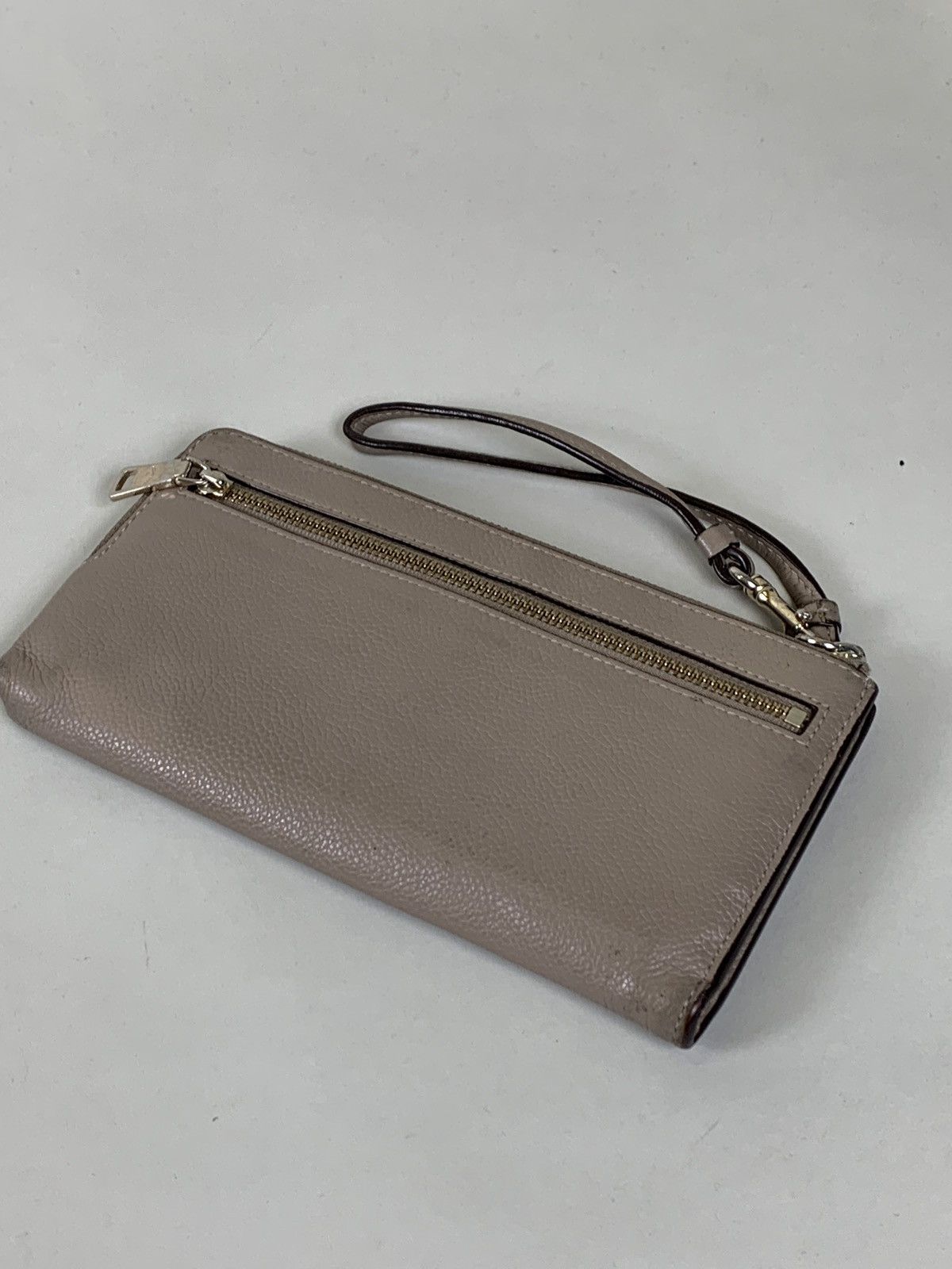 Coach Authentic Leather Coach Purse Size ONE SIZE - 9 Thumbnail
