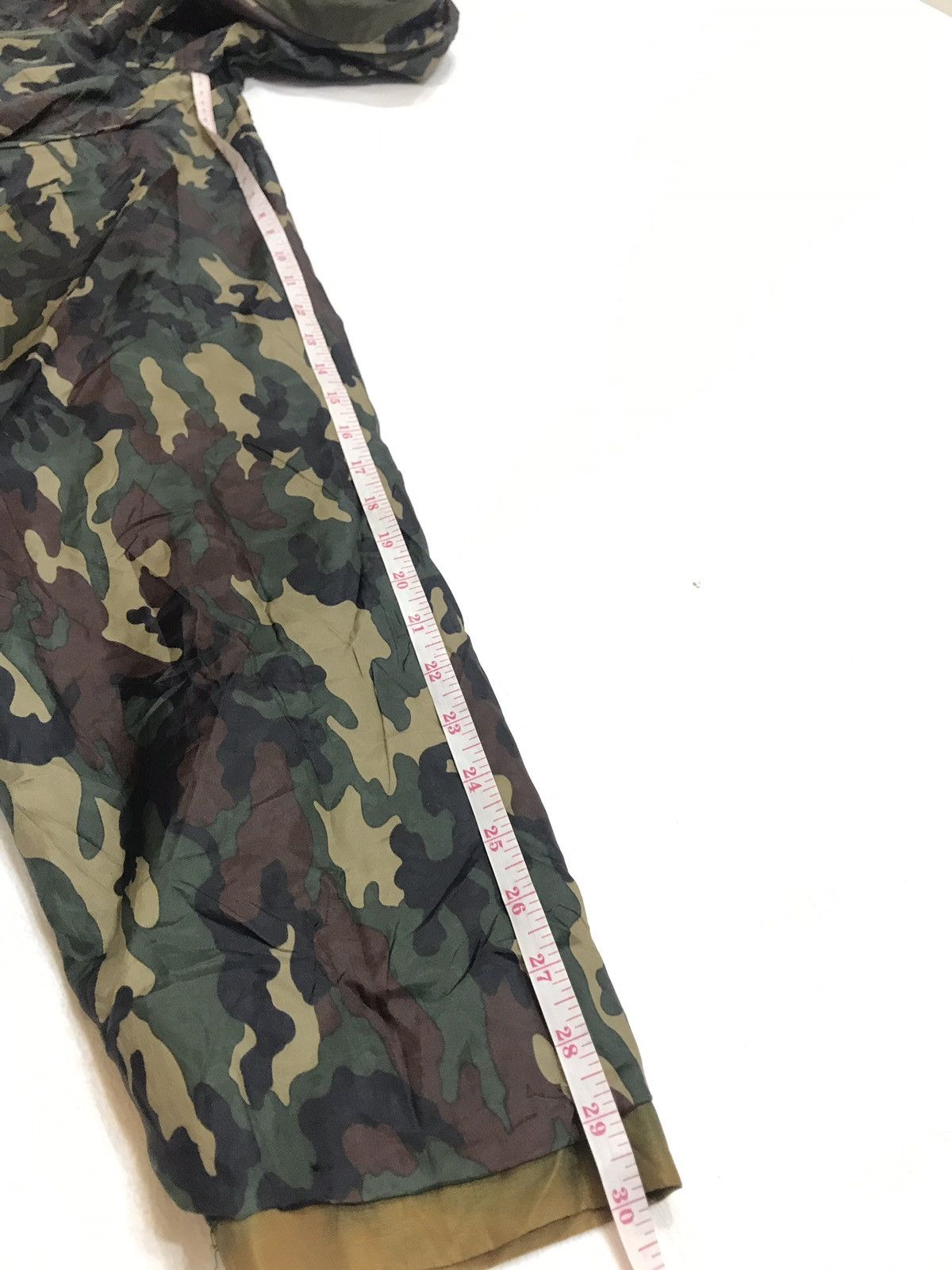Japanese Brand CAMO PATTERN DOUBLE SIDED HOODIE WINDBREAKER Size US L / EU 52-54 / 3 - 6 Thumbnail