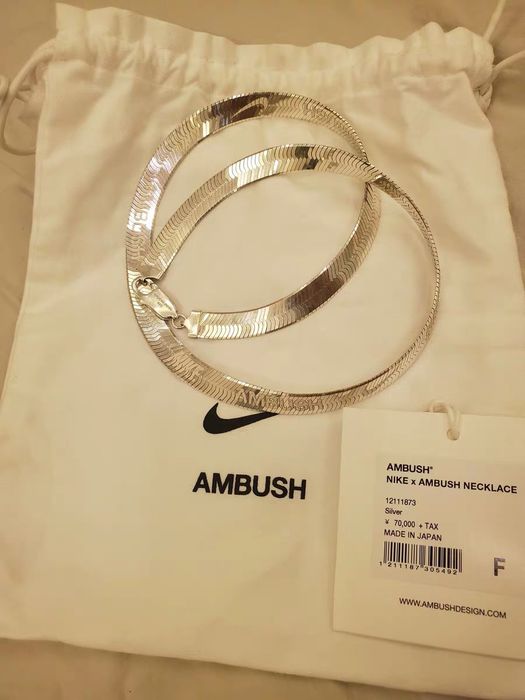 Nike herringbone deals necklace