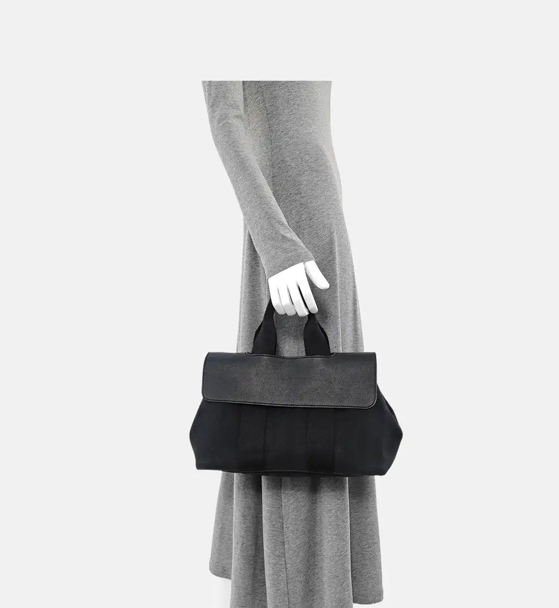 Hermes Hermes Valparaiso black canvas handbag silver hardware sub-pocket Size ONE SIZE - 2 Thumbnail