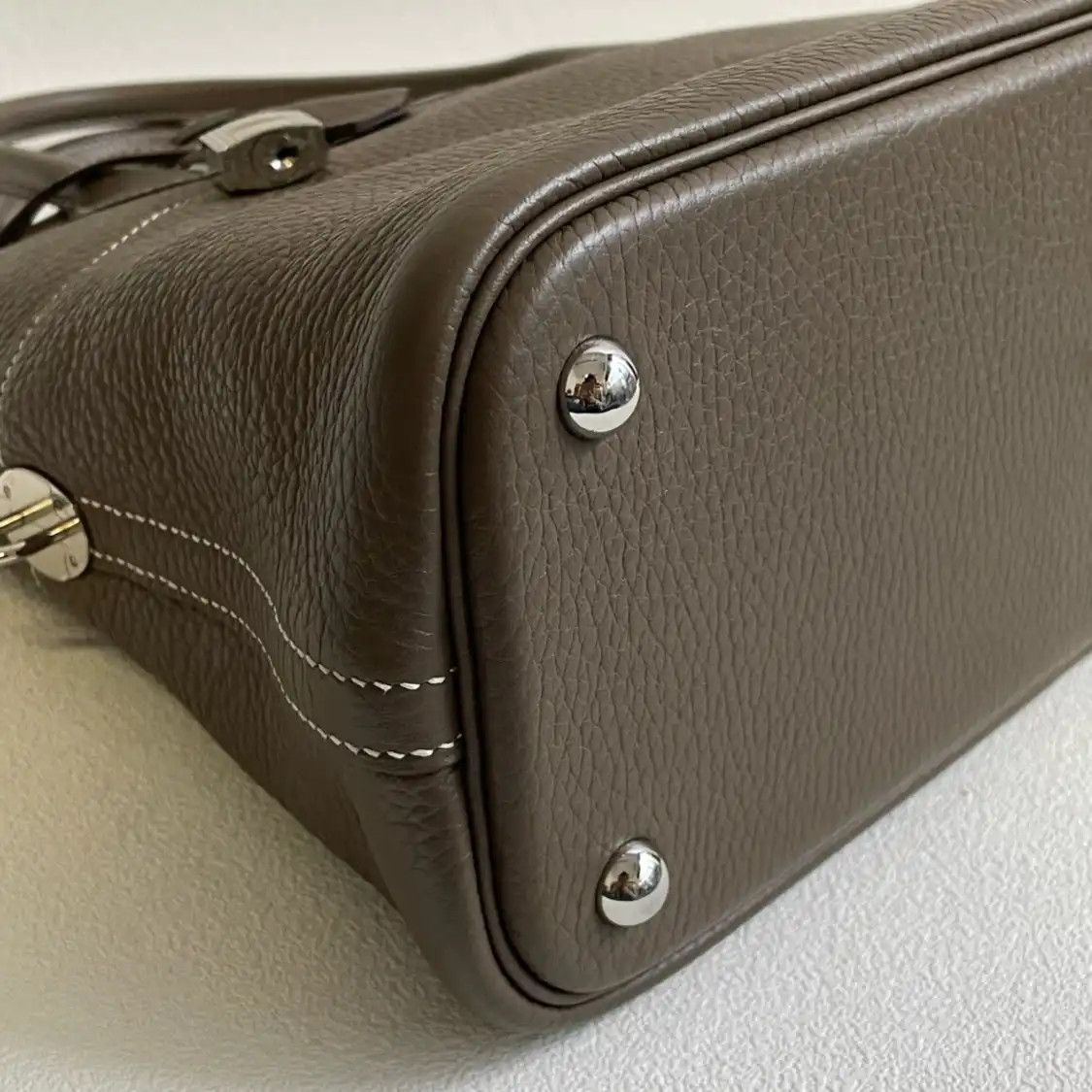 Hermes Hermes Bolide 31 Etoupe Clemence cowhide leather shoulder bag silver hardware de Size ONE SIZE - 4 Thumbnail