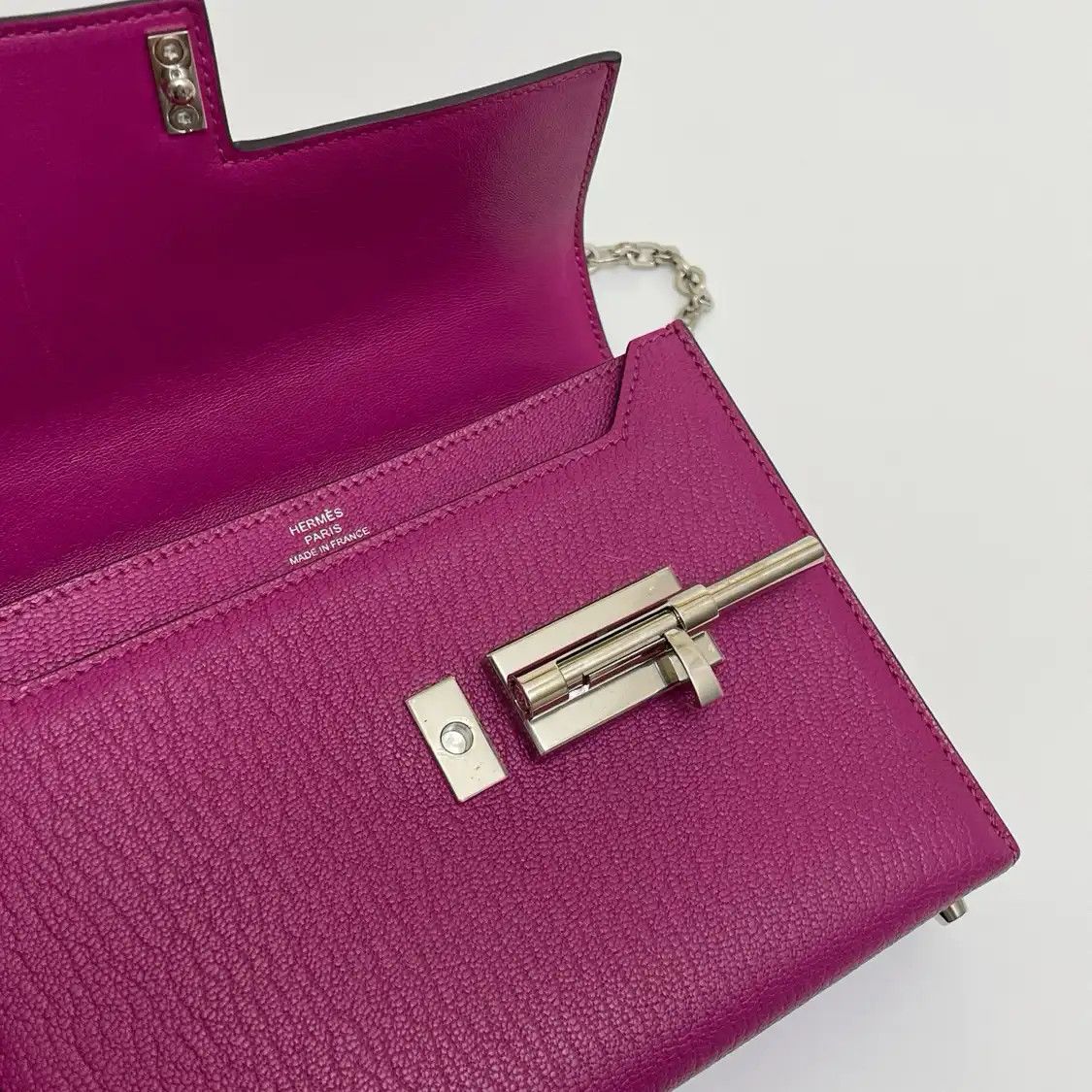 Hermes Hermes Verrou 17 Magnolia Pink Chamkila goatskin Verrou bolt bag shoulder bag si Size ONE SIZE - 7 Thumbnail