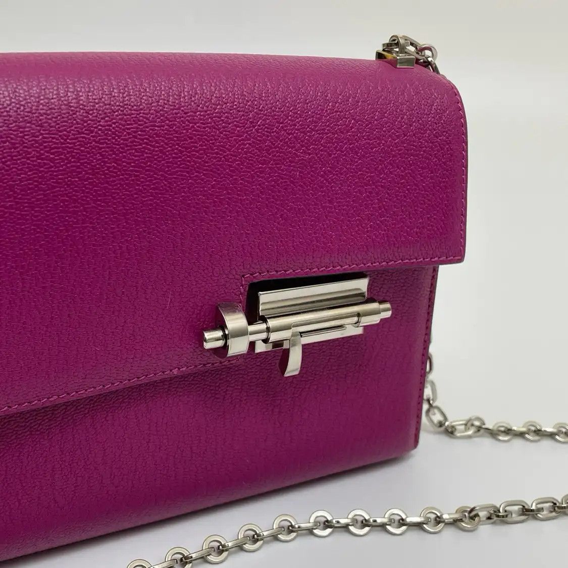 Hermes Hermes Verrou 17 Magnolia Pink Chamkila goatskin Verrou bolt bag shoulder bag si Size ONE SIZE - 8 Thumbnail