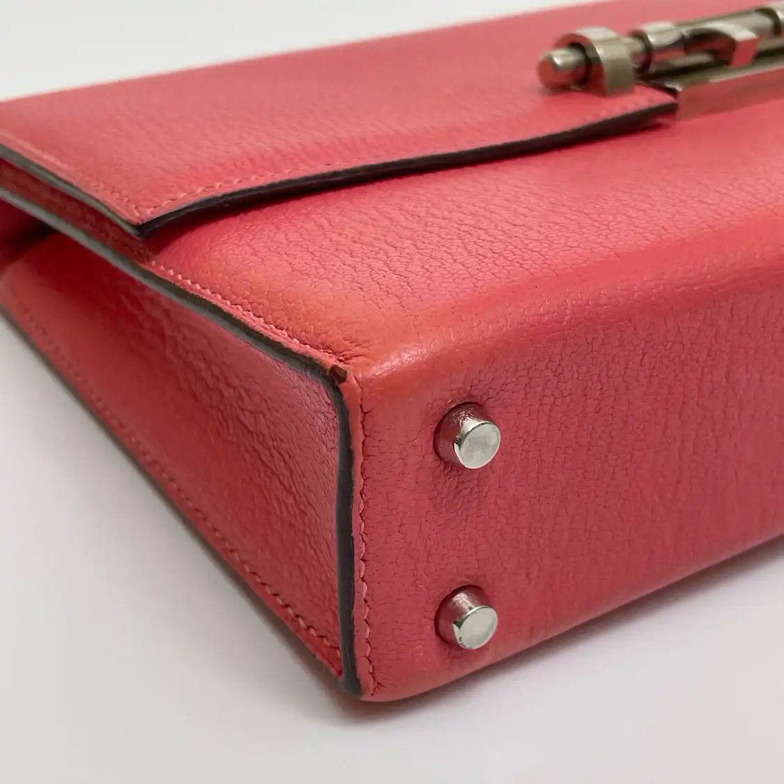 Hermes Hermes Verrou 17 Rose Lipstick Chèvre Mysore goatskin Verrou bolt bag shoulder b Size ONE SIZE - 3 Thumbnail