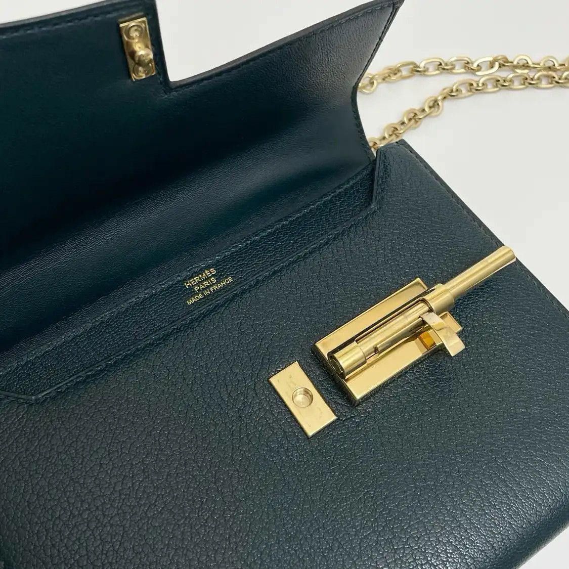 Hermes Hermes Verrou 17 Vert Cypres Chamkila goatskin Verrou bolt bag shoulder bag pale Size ONE SIZE - 7 Thumbnail