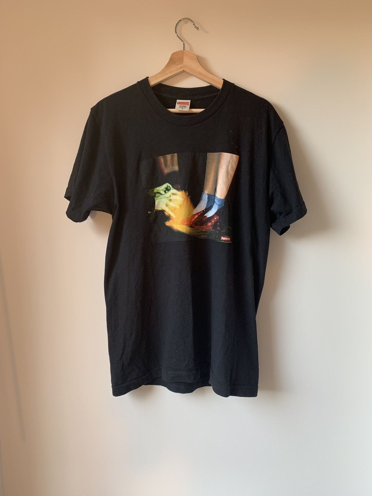 Supreme dorothy hot sale tee