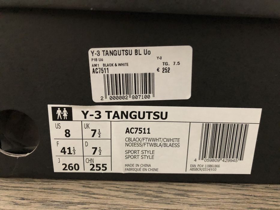 y3 tangutsu slip on