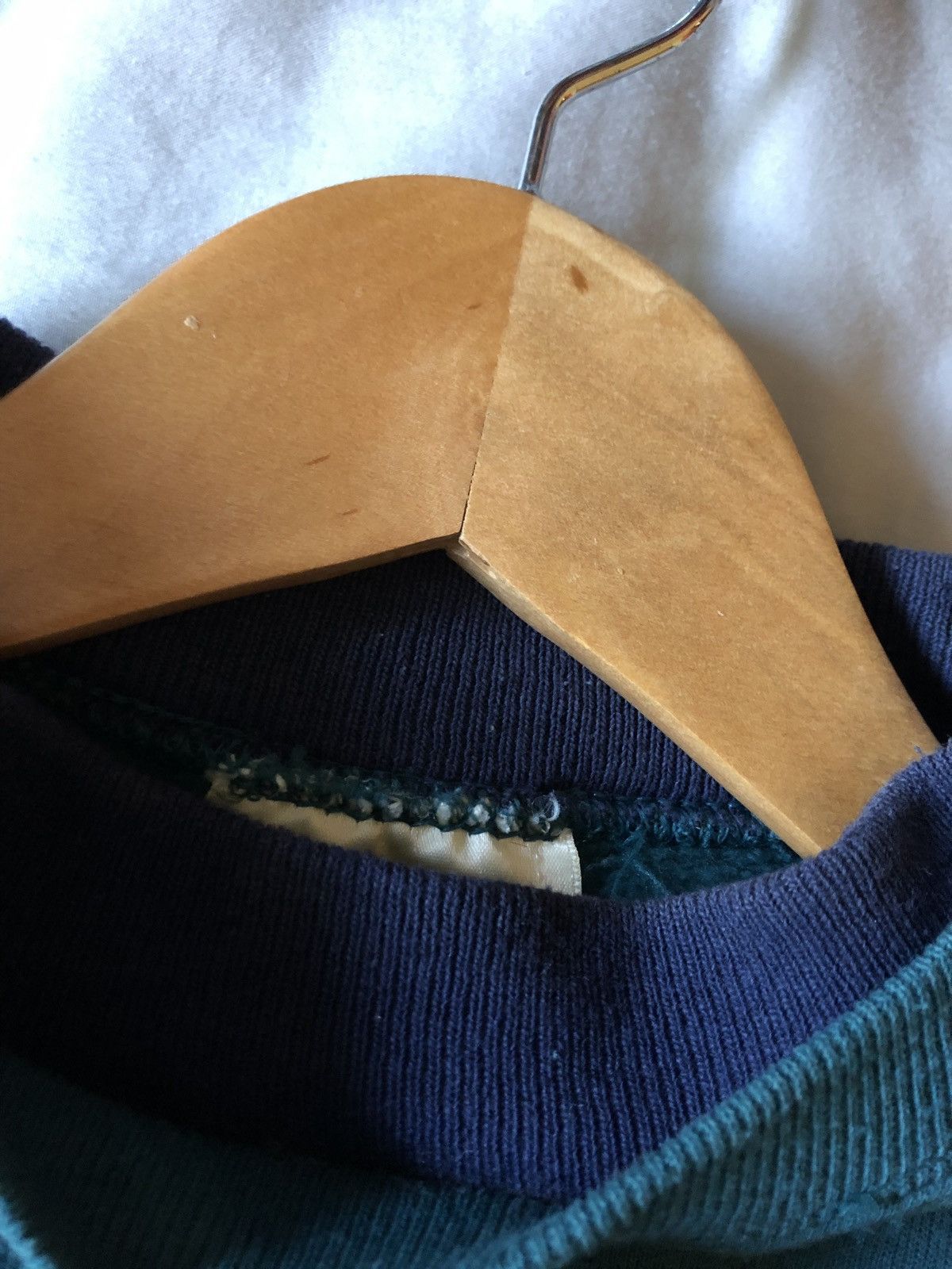 Hanes 🔥90s Hanes Two Tone Green/Blue Vintage Blank Crewneck Size US L / EU 52-54 / 3 - 8 Thumbnail