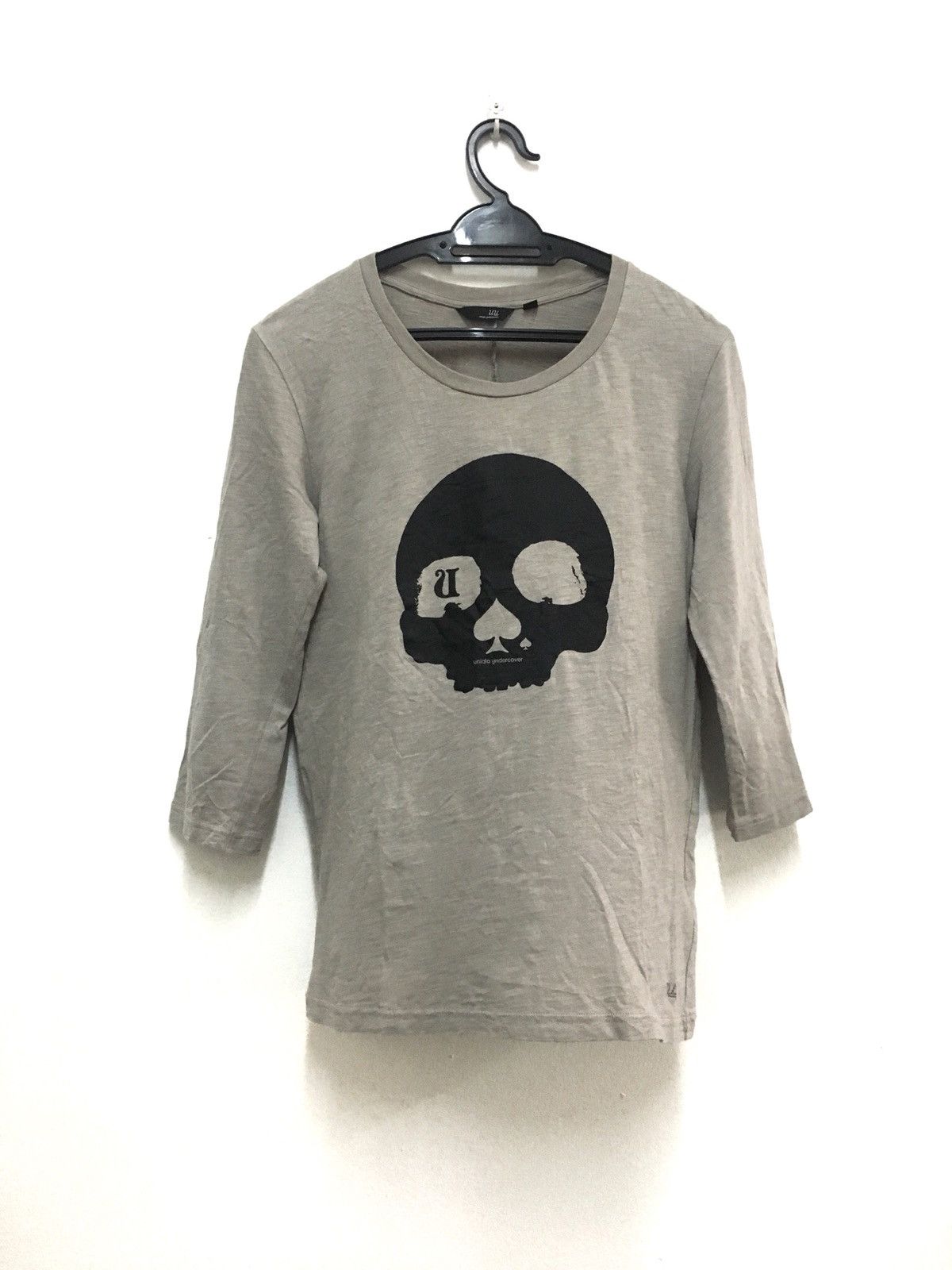 Undercover Uniqlo Skull design 3 quarter shirt