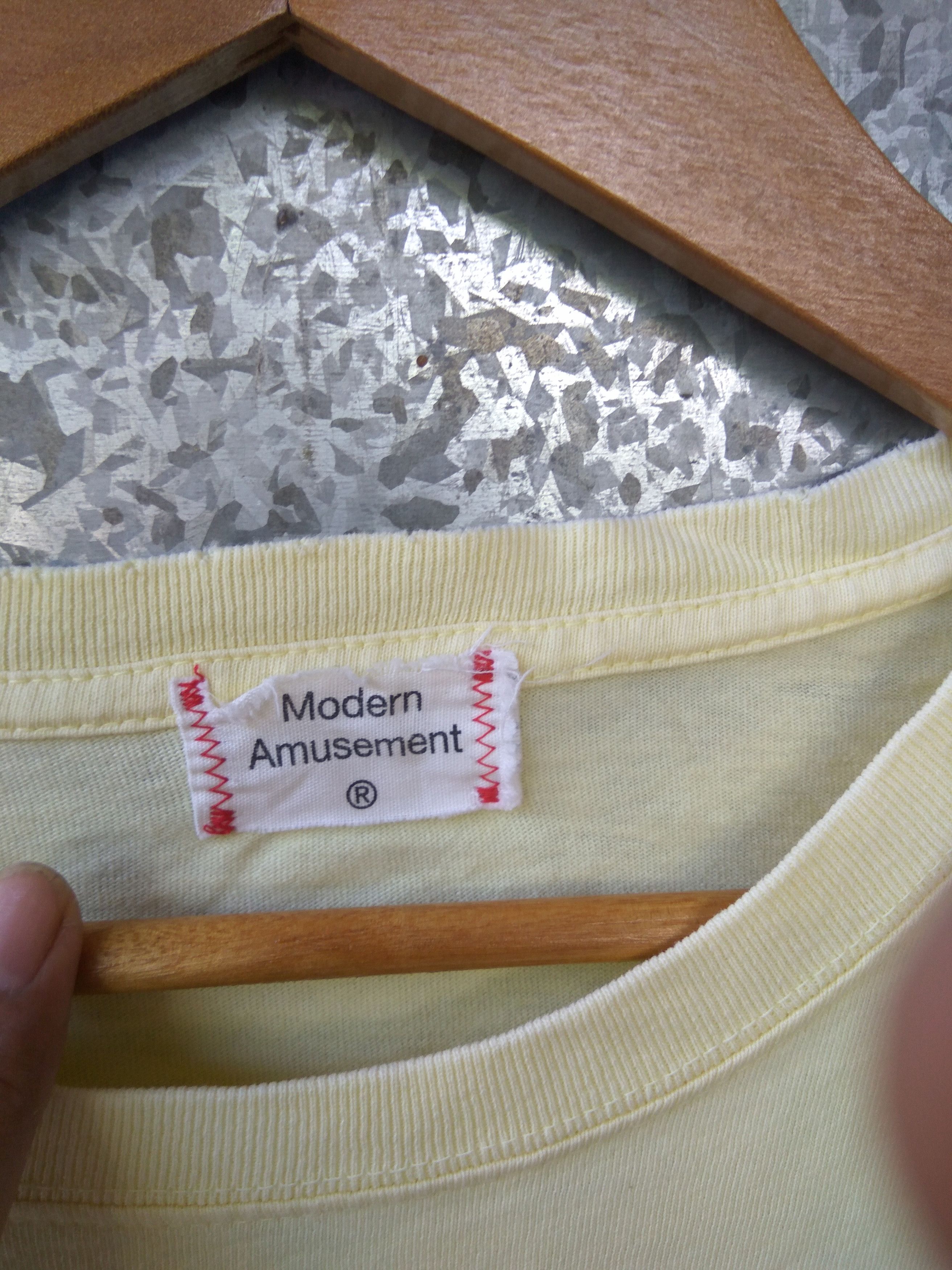 Modern Amusement 🔥 Vintage Modern Amusement t shirt streetwear Size US M / EU 48-50 / 2 - 4 Thumbnail
