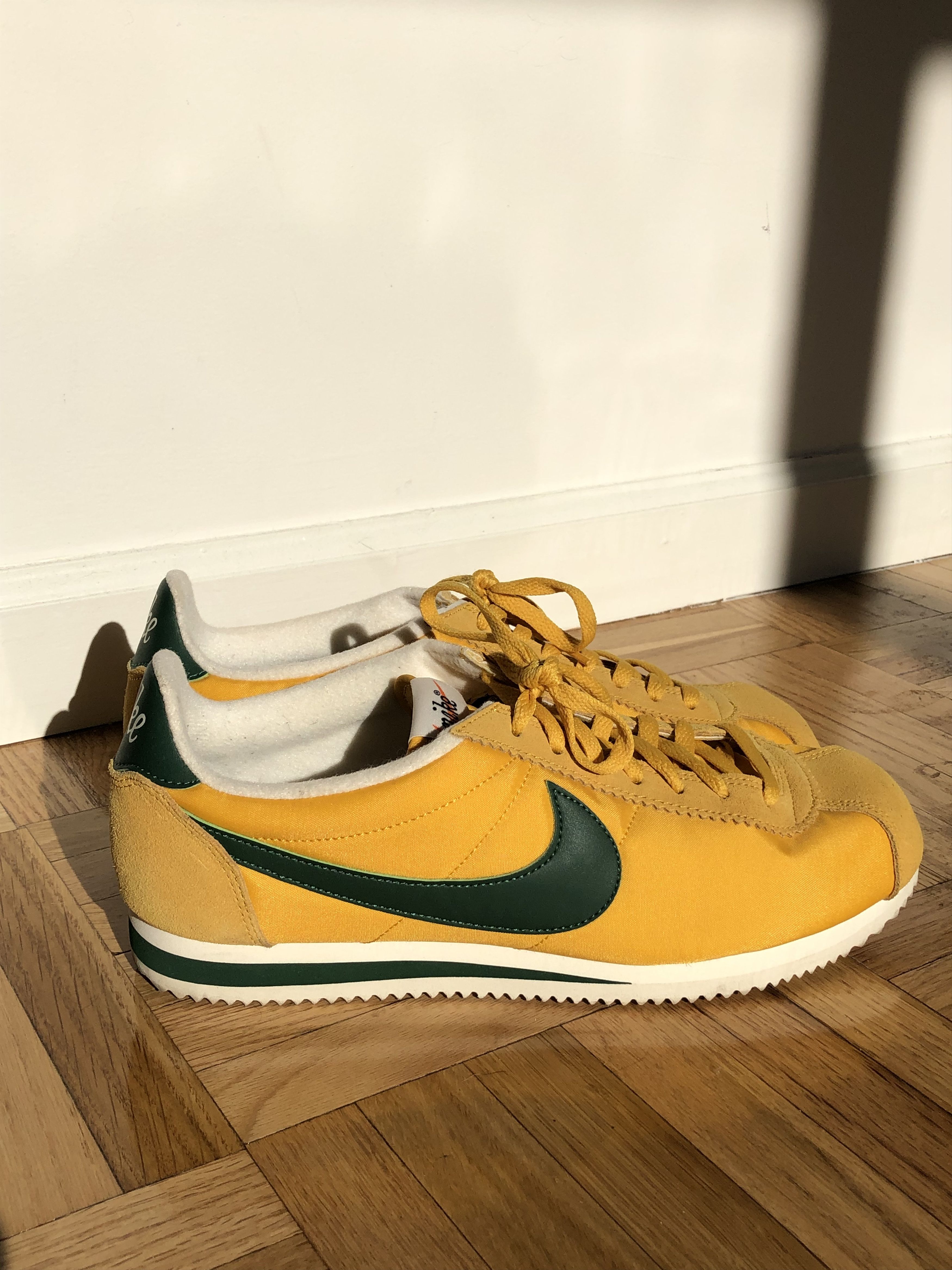nike cortez yellow green