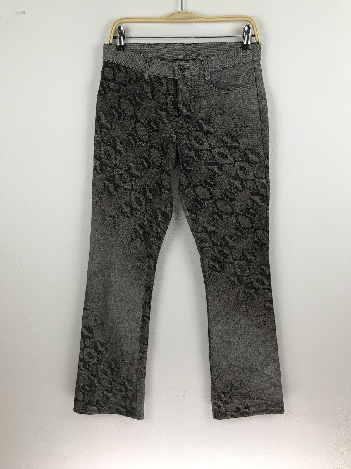 5351 POUR LES HOMMES 5351 Pour Les Hommes Fullprinted Python Snake Skin Denim Size US 30 / EU 46 - 1 Thumbnail