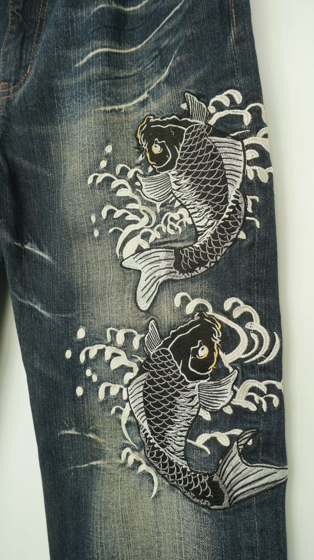 Kapital DOMINATE HANDCRAFTED SUKAJAN EMBROIDERED KOI FISH & LOTUS Size US 32 / EU 48 - 4 Thumbnail