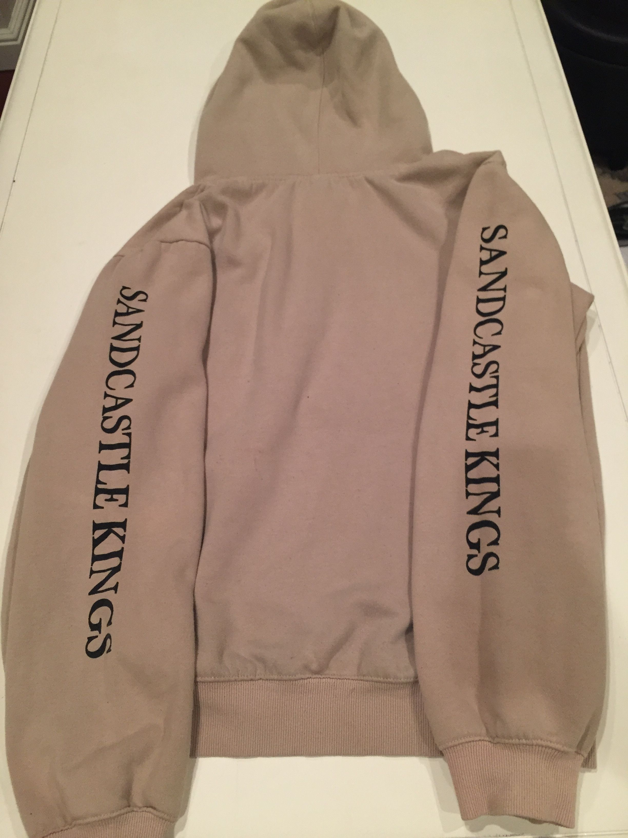 Shops fear of god hoodie sandcastle kings