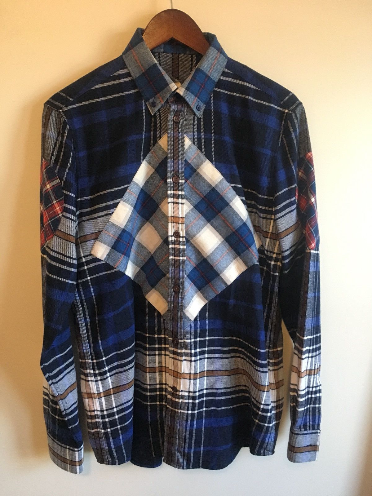 Givenchy Patch Flannel Shirt Sz 15/39 Size US M / EU 48-50 / 2 - 1 Thumbnail