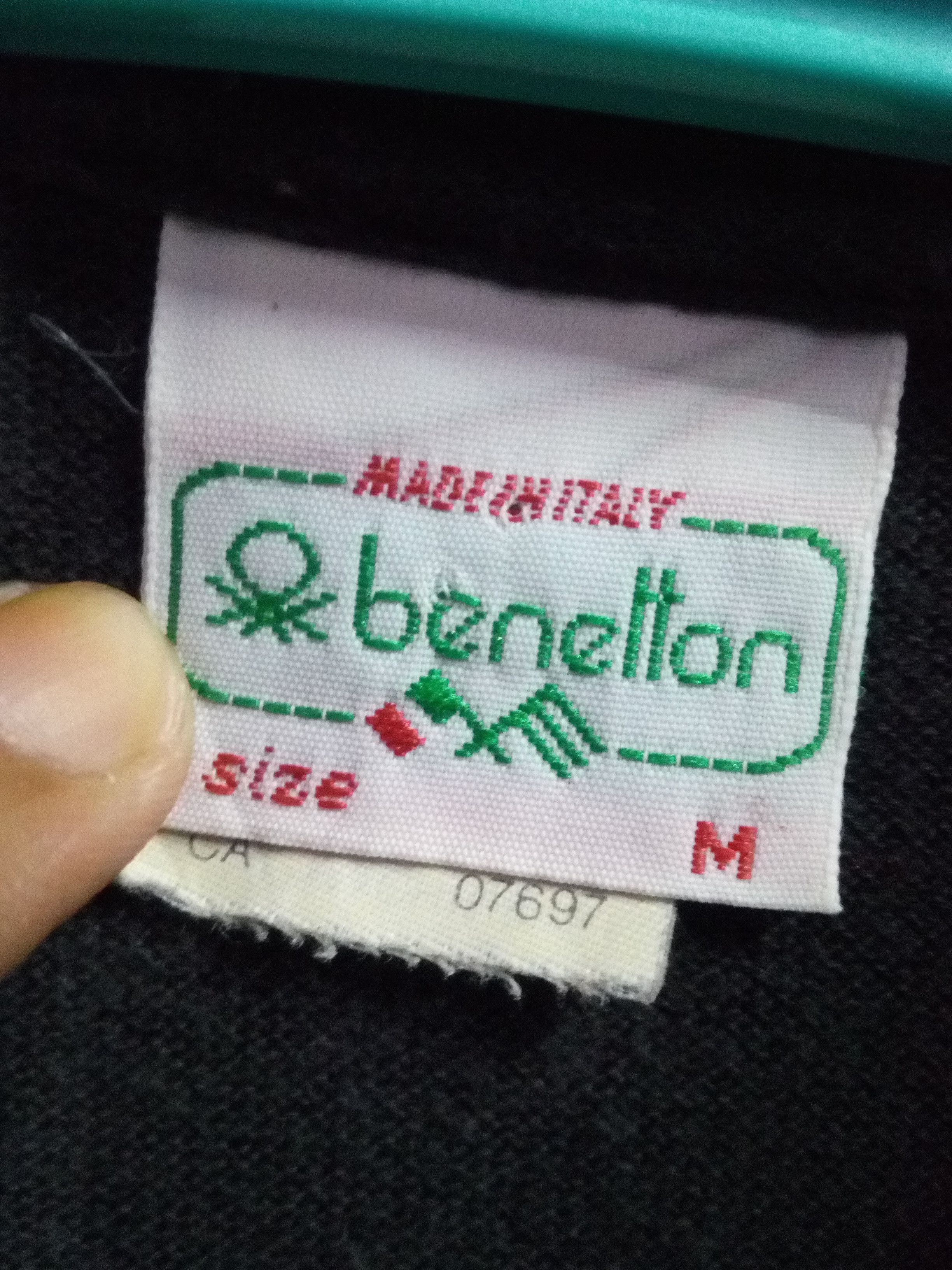 Benetton × Vintage Vintage Benetton Golf Made In Italy Big Logo Big Spell Out Size US L / EU 52-54 / 3 - 5 Thumbnail