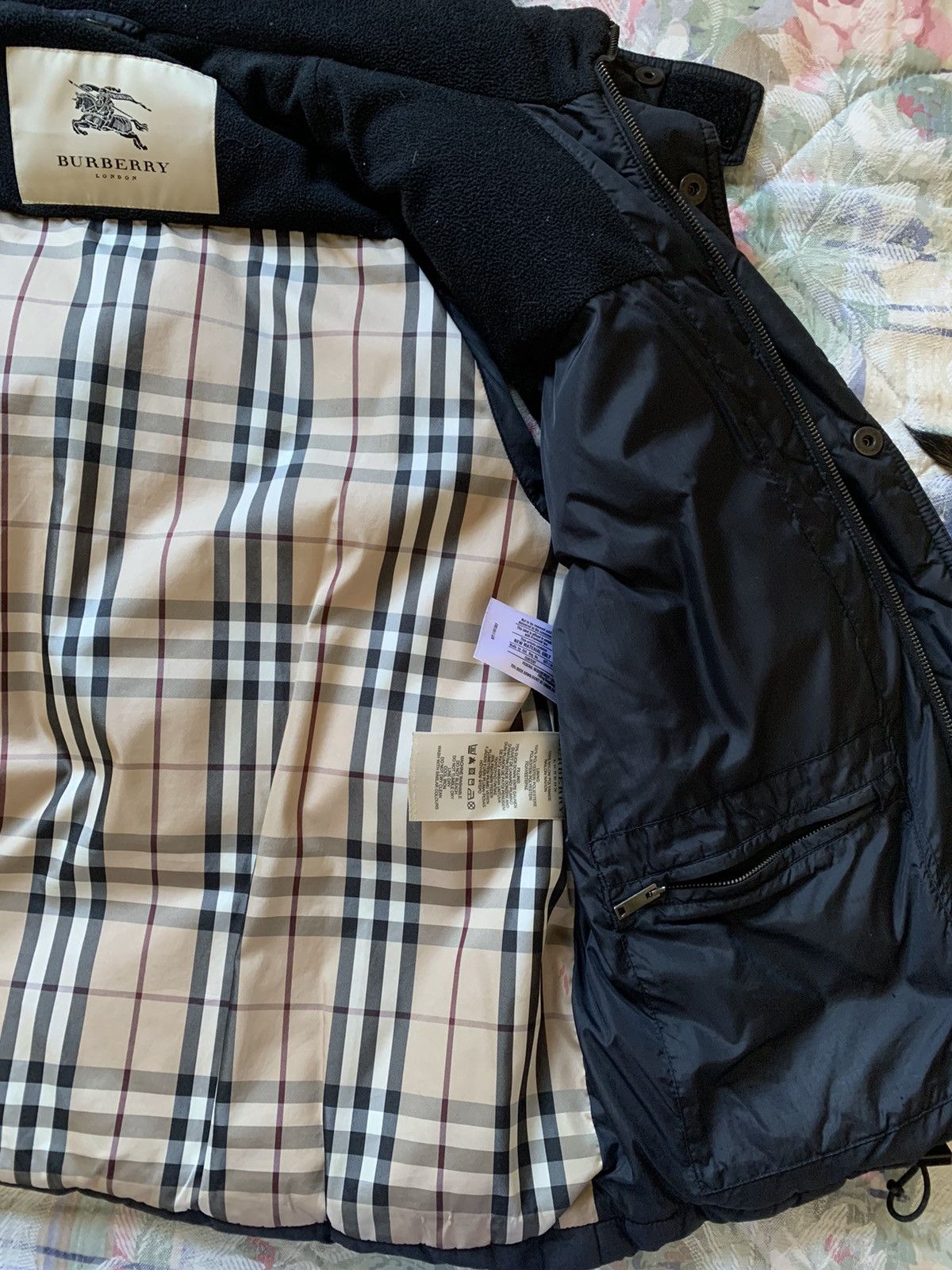 Burberry Burberry Vest Size US M / EU 48-50 / 2 - 3 Thumbnail