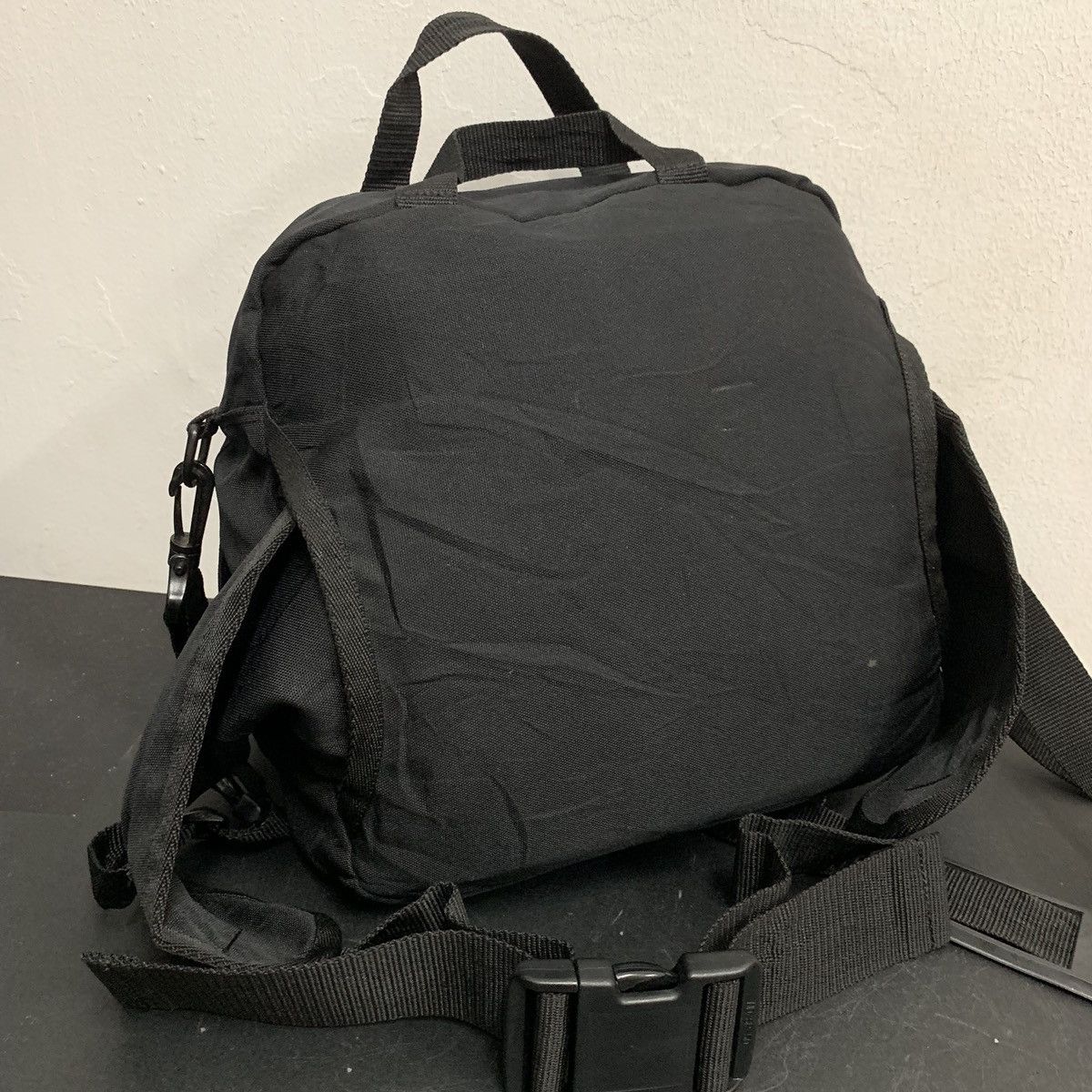 O'Neill ⚡️⚡️FAST SALE⚡️⚡️Authentic Oneill Waist/sling/carry Bag Size ONE SIZE - 5 Thumbnail