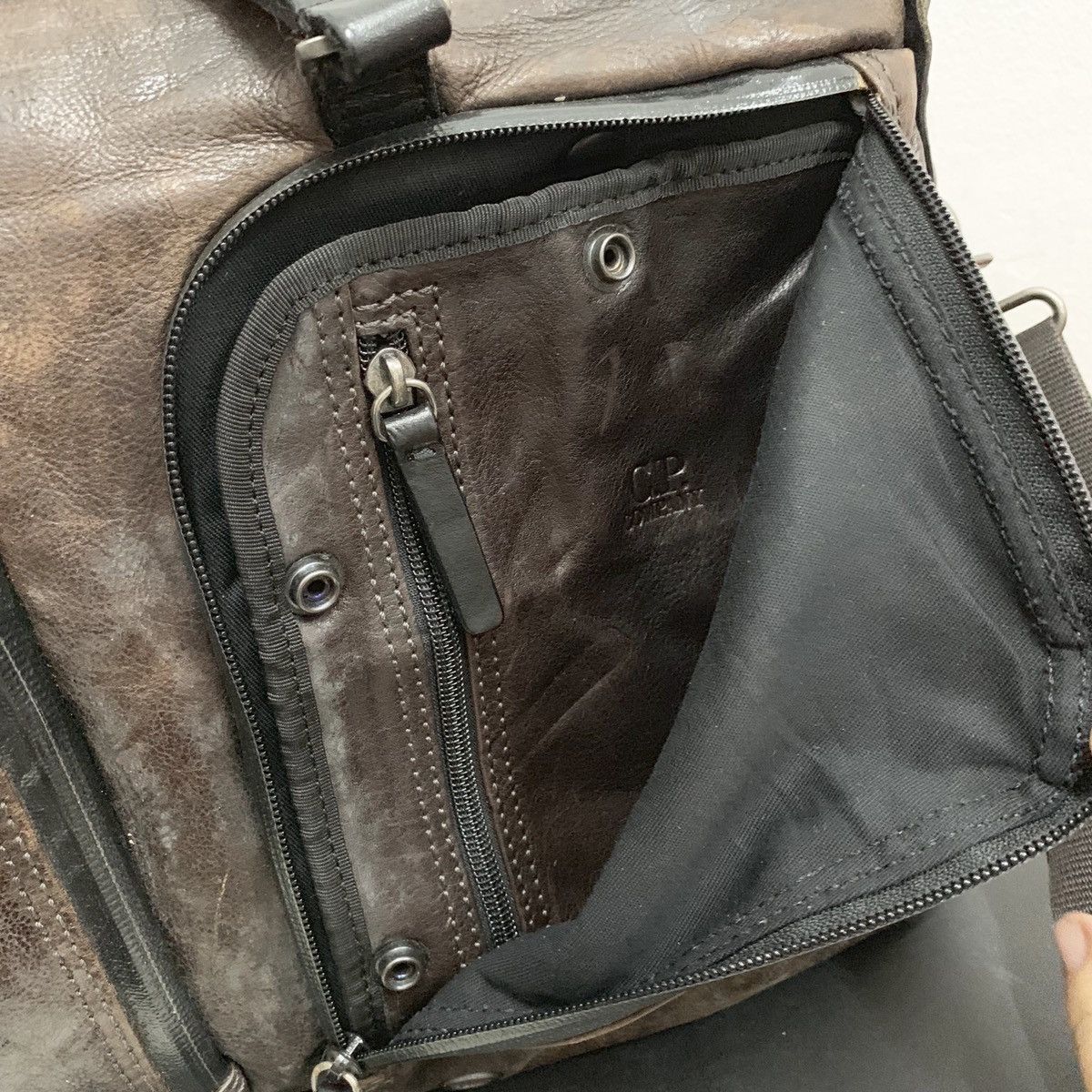 C.P. Company C.P COMPANY MASSIMO OSTI Leather Messenger Bag Size ONE SIZE - 12 Thumbnail
