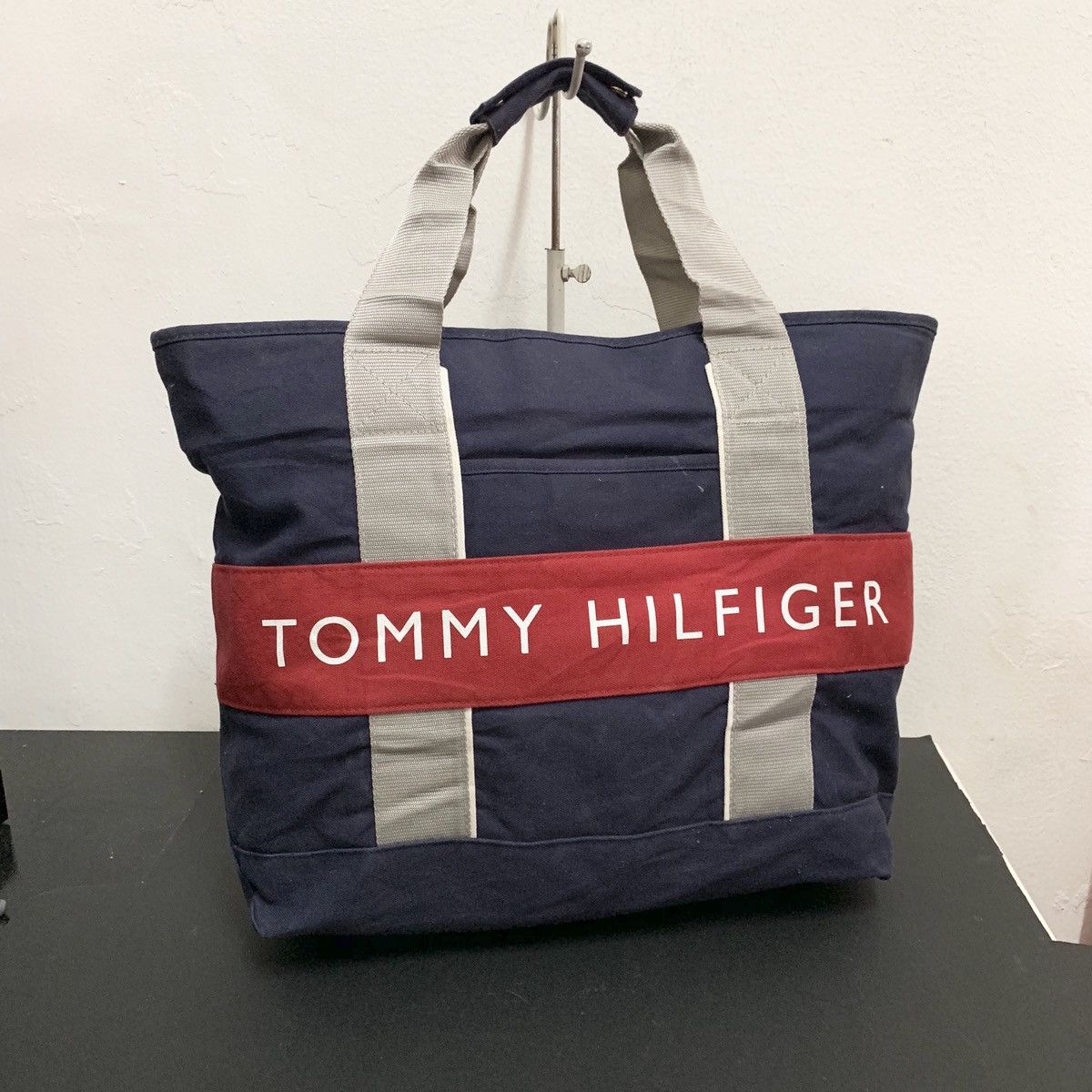 Tommy Hilfiger ⚡️‼️FAST SALE‼️⚡️Authentic Tommy Hilfiger Tote Bag Size ONE SIZE - 1 Thumbnail