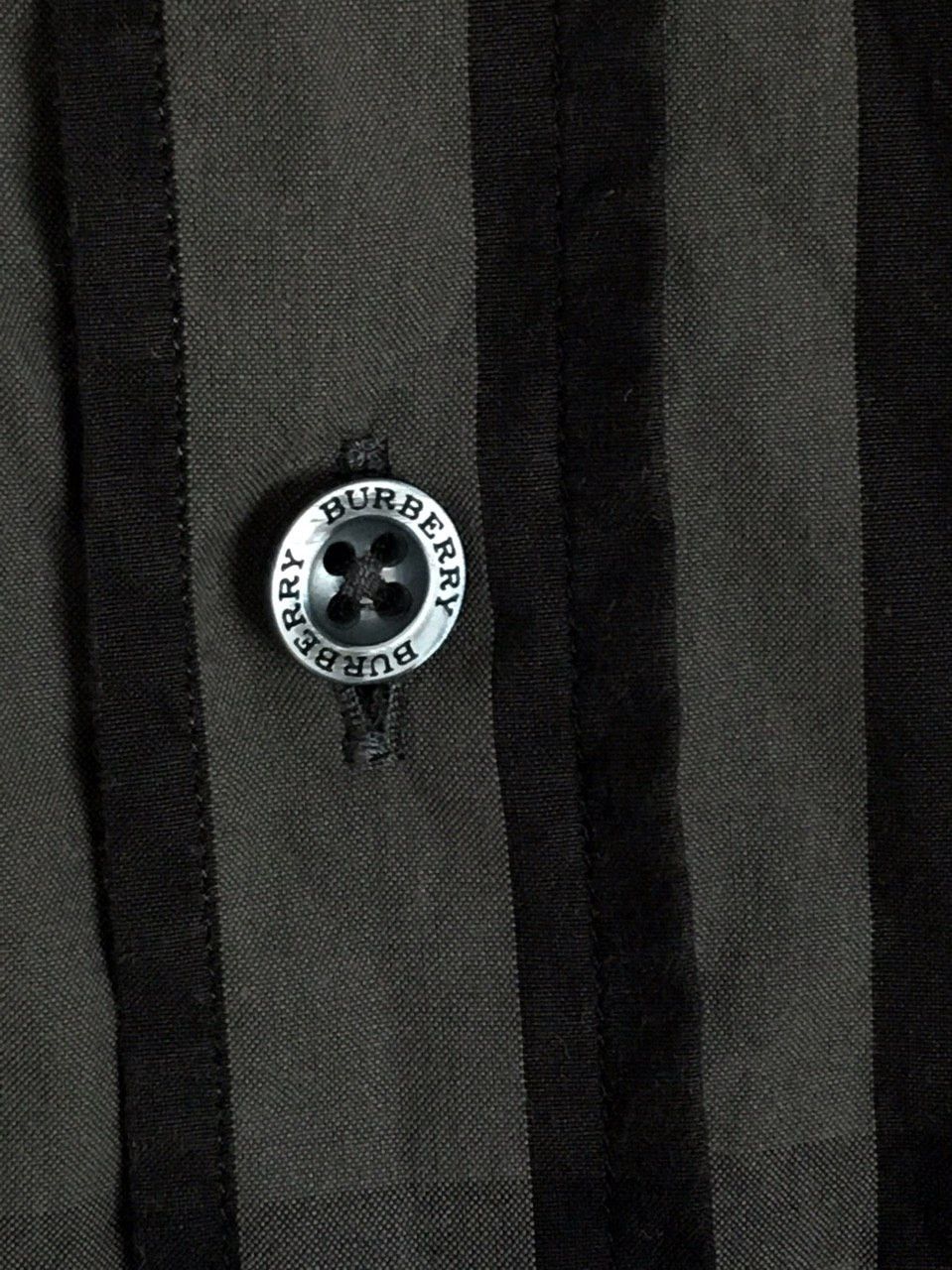 Burberry Burberry London Dark Nova Check Cotton Shirt Size US S / EU 44-46 / 1 - 4 Thumbnail