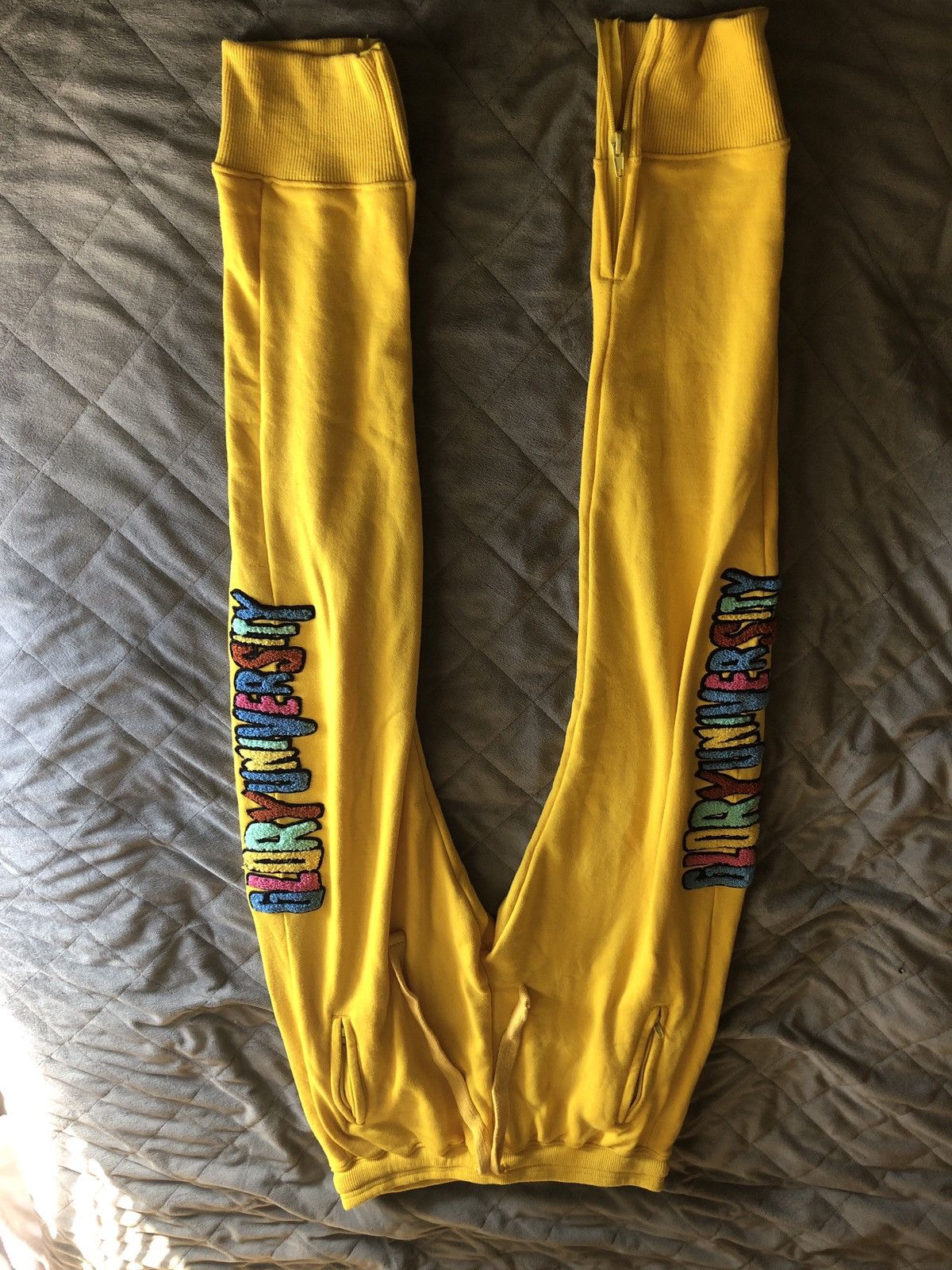 Glo Gang GLO gang sweatpants | Grailed, image size:1200x1600