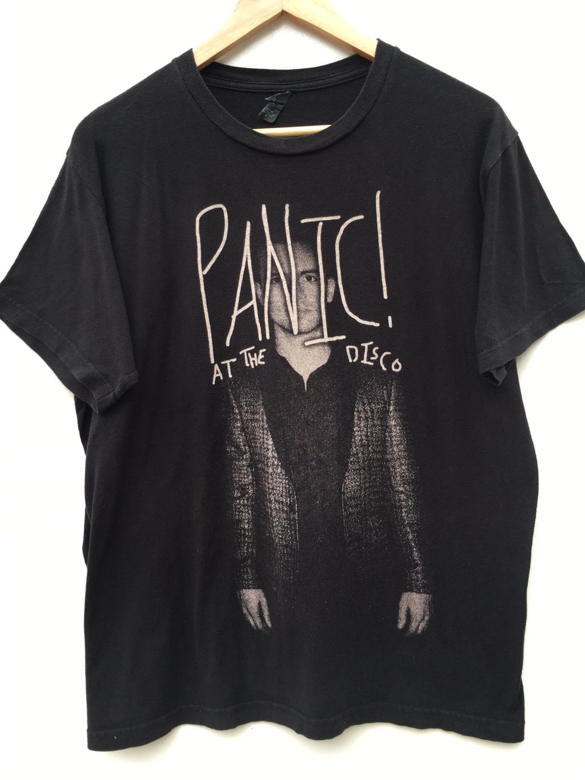 Band Tees Vintage Panic at the Disco Band Tee Size US M / EU 48-50 / 2 - 4 Thumbnail