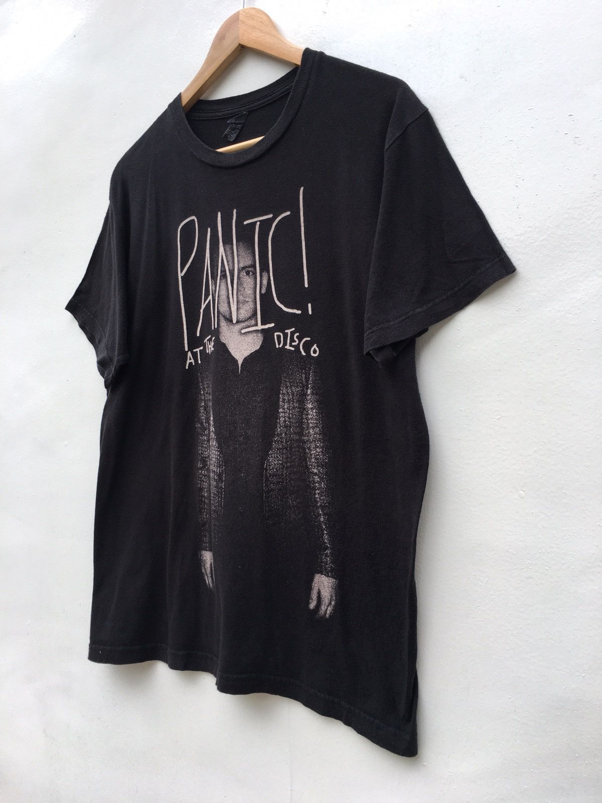 Band Tees Vintage Panic at the Disco Band Tee Size US M / EU 48-50 / 2 - 3 Thumbnail