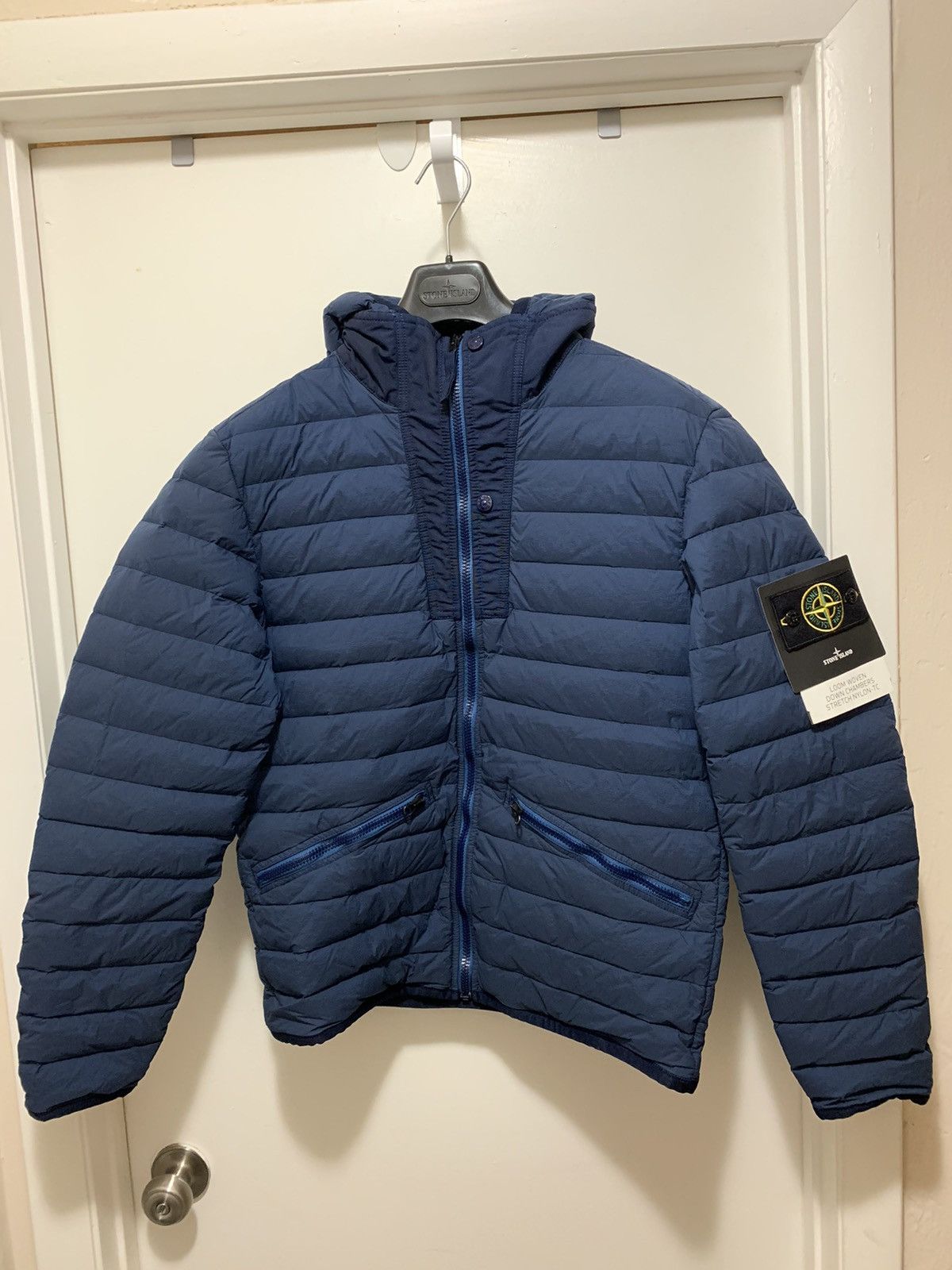 Stone Island Loom Woven Down Chambers Stretch Nylon-TC Size US L / EU 52-54 / 3 - 1 Thumbnail