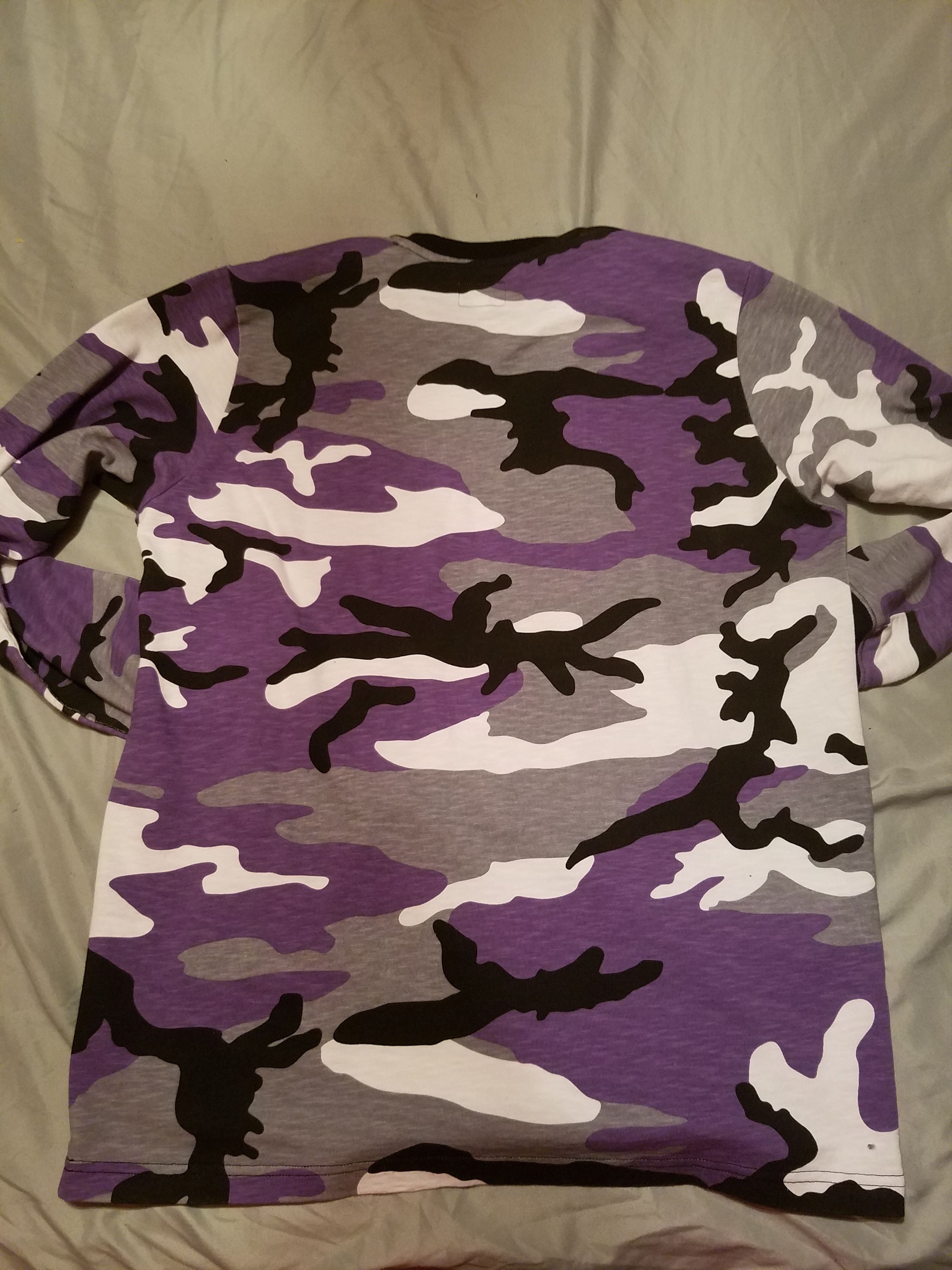 Supreme Purple Camo R.I.P. L/S Shirt Size US L / EU 52-54 / 3 - 4 Preview