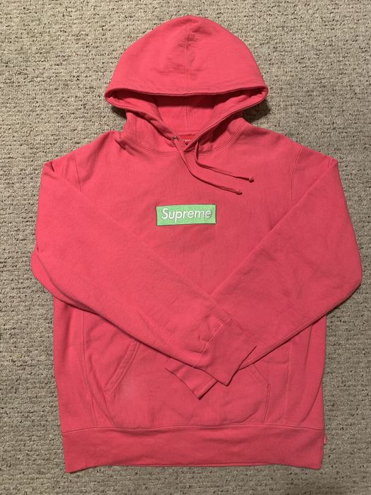 Supreme Box Logo Hoodie Magenta